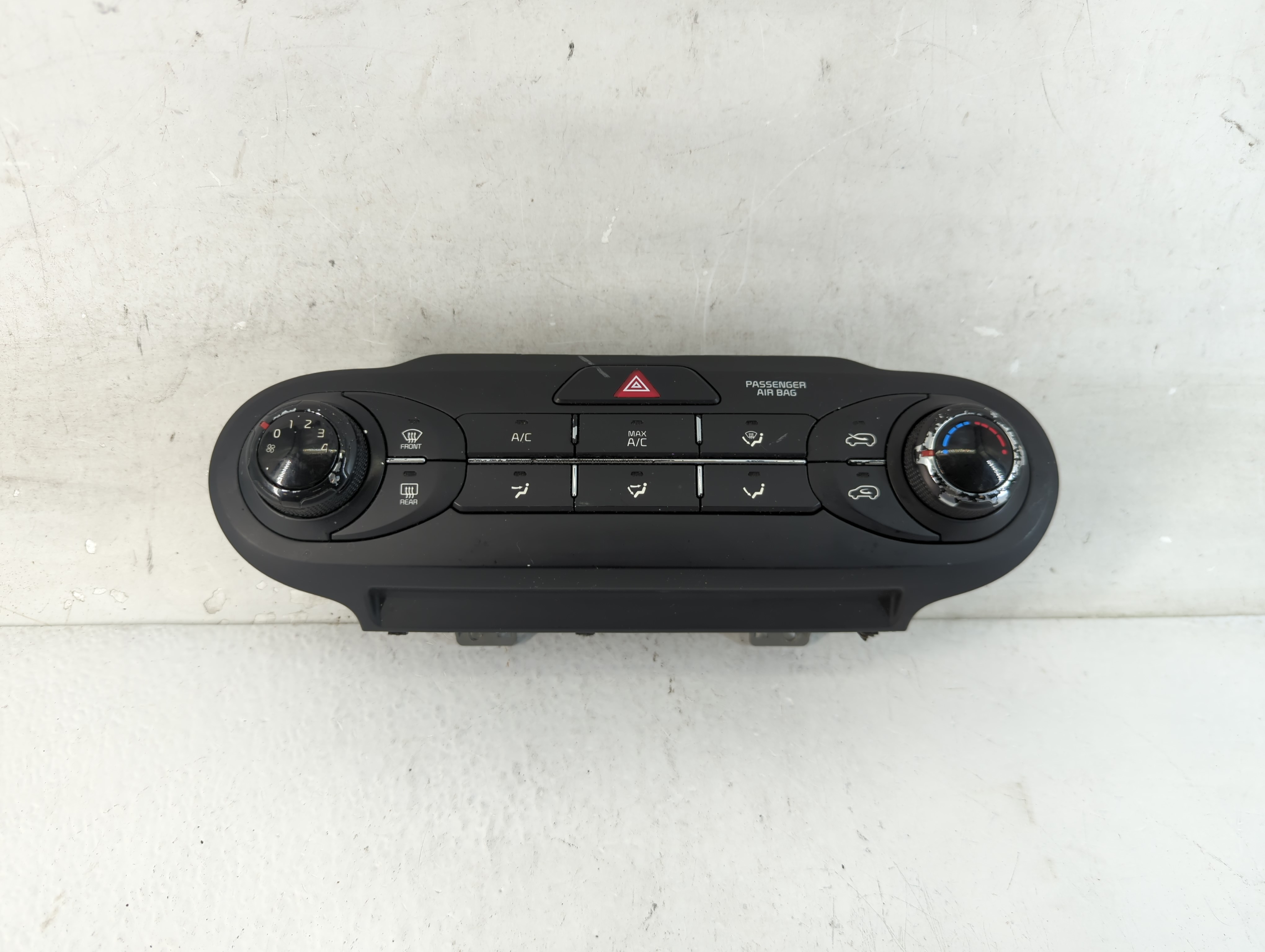 2017-2018 Kia Sorento Ac Heater Climate Control 97250-c6010|97250-c6560 1052896 - Oemusedautoparts1.com