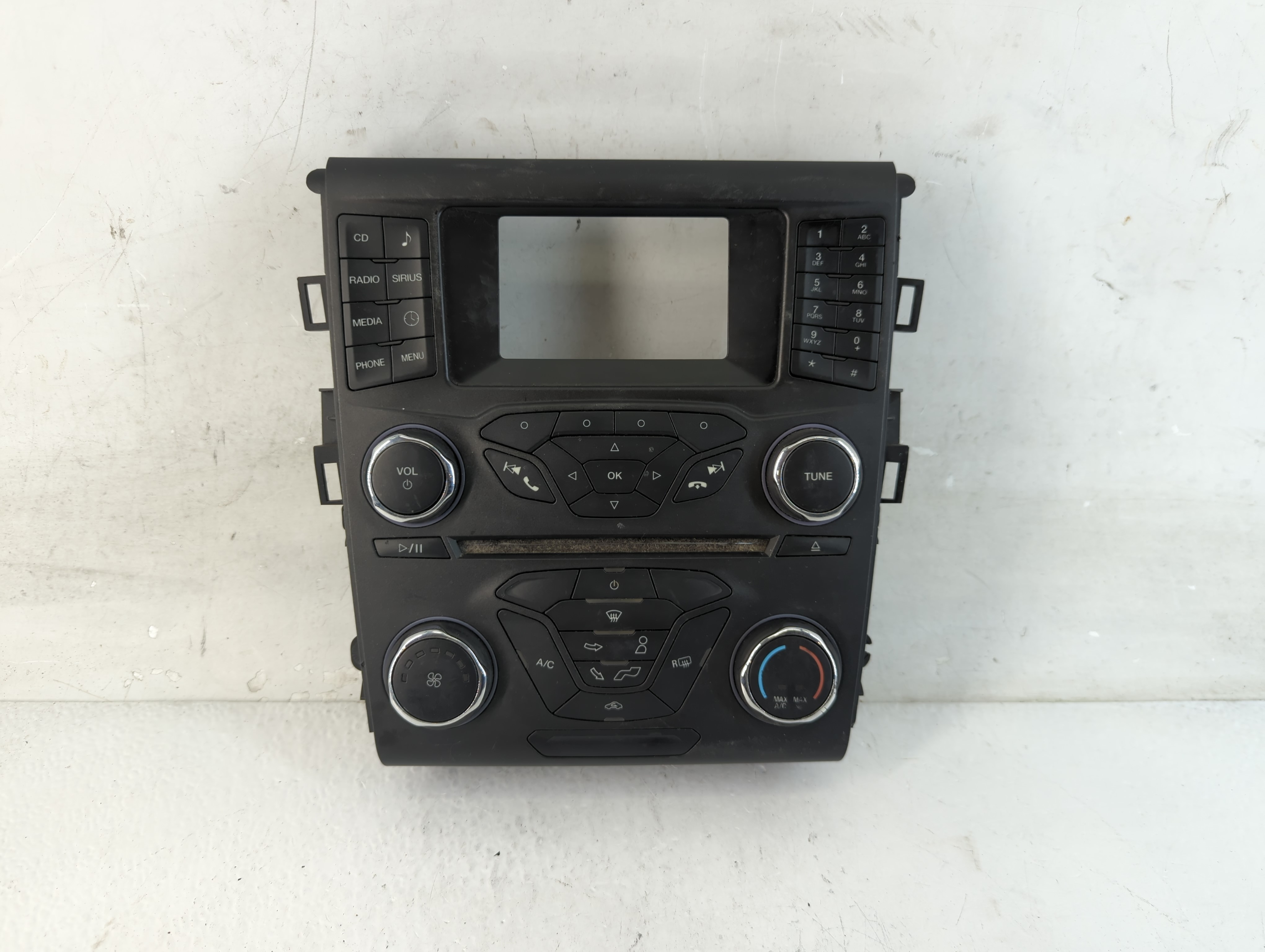 2016-2020 Ford Fusion Am Fm Cd Player Radio Receiver 1052929 - Oemusedautoparts1.com