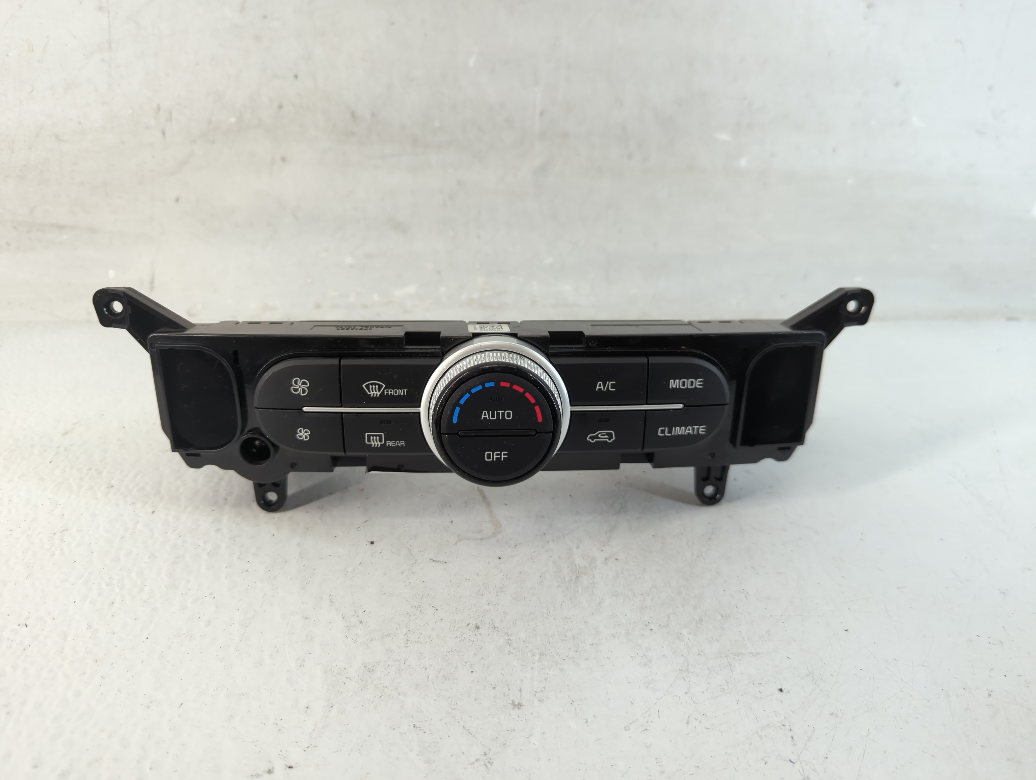 2017-2019 Kia Soul Ac Heater Climate Control 97250-b2gq1ca 1052950 - Oemusedautoparts1.com