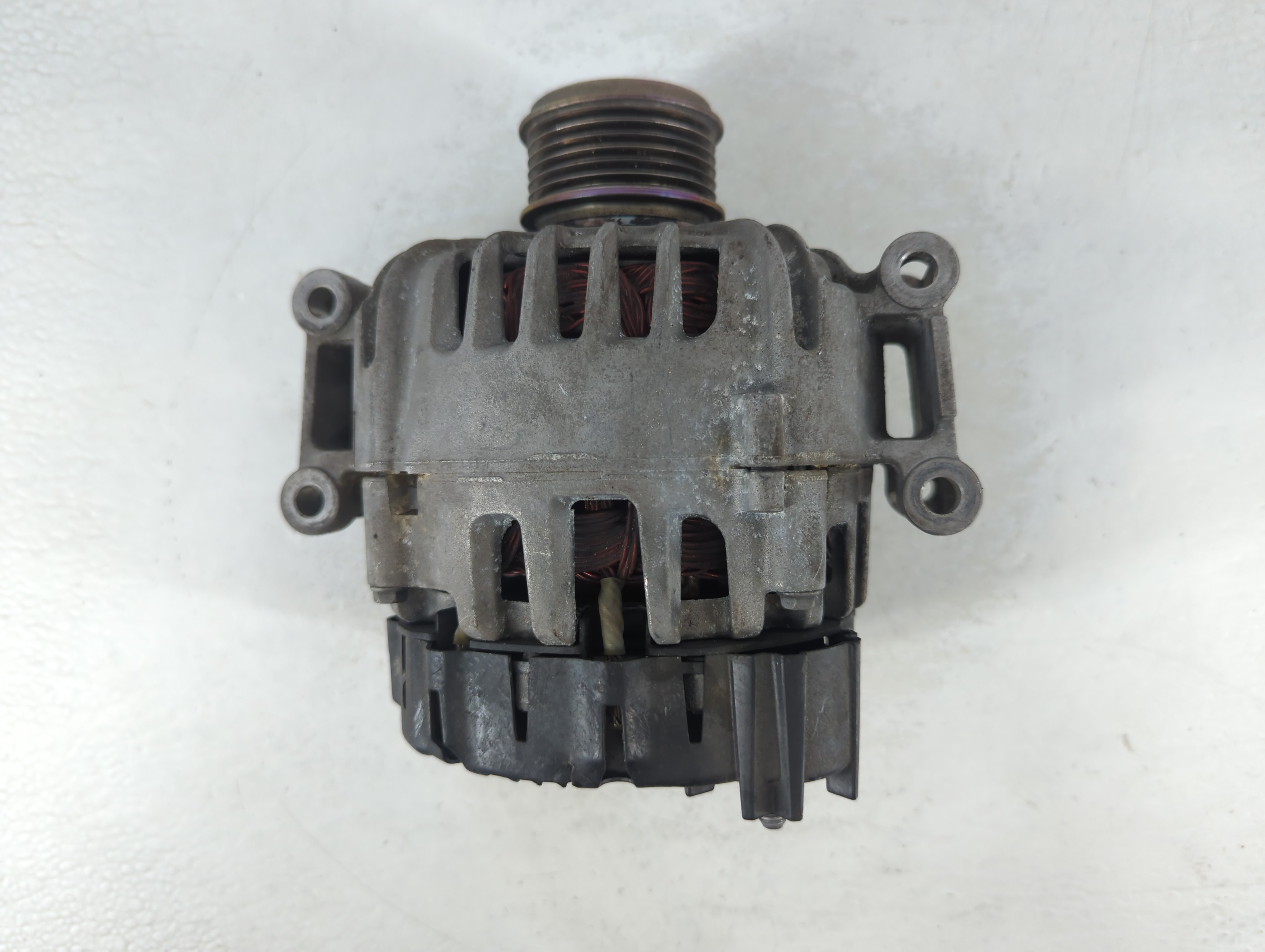2013 Volkswagen Beetle Alternator Generator Charging Assembly Engine Oem 1052994 - Oemusedautoparts1.com