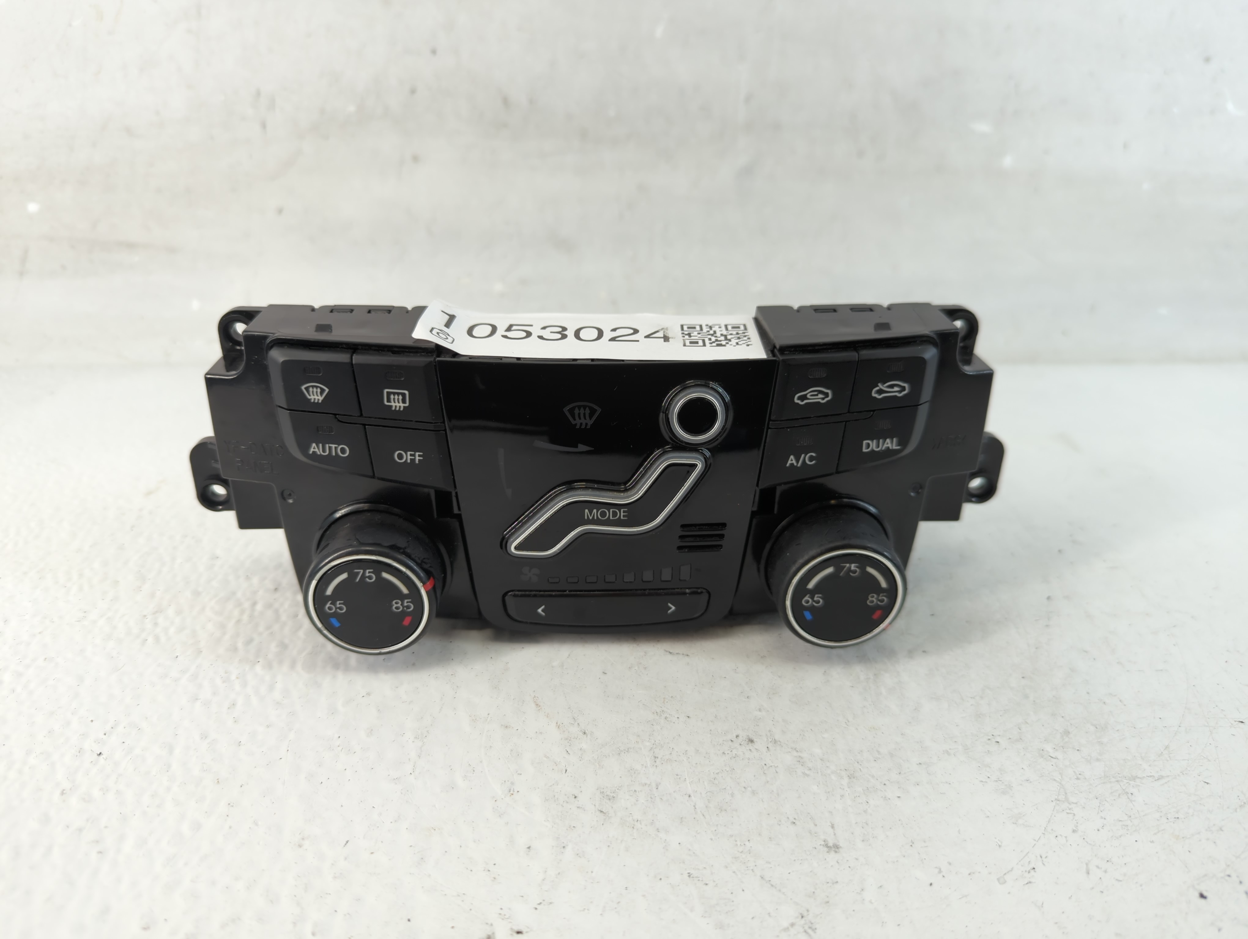 2011-2013 Hyundai Sonata Ac Heater Climate Control 1053024 - Oemusedautoparts1.com