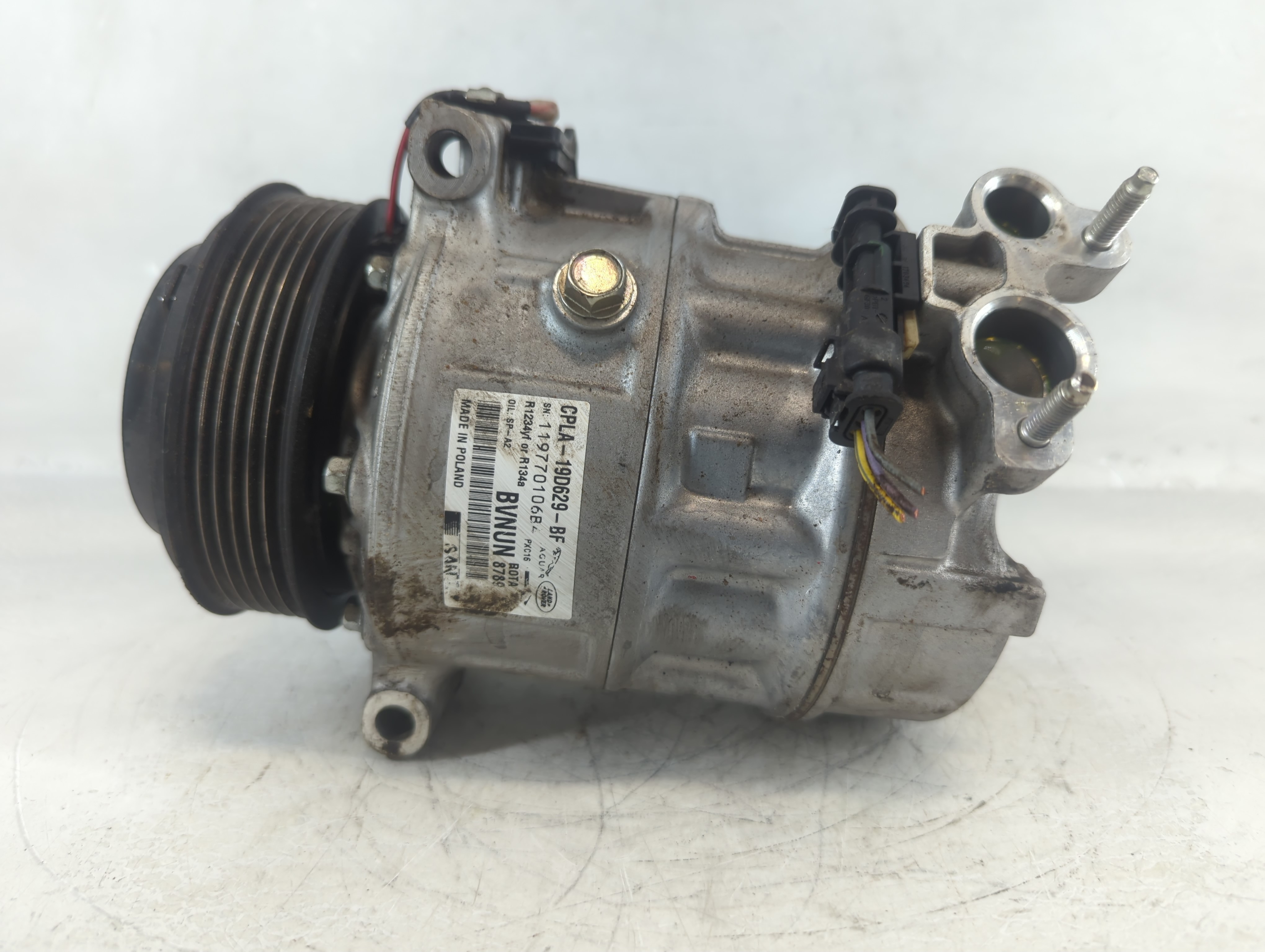2017-2019 Jaguar Xe Air Conditioning A/c Ac Compressor Oem 1053042 - Oemusedautoparts1.com