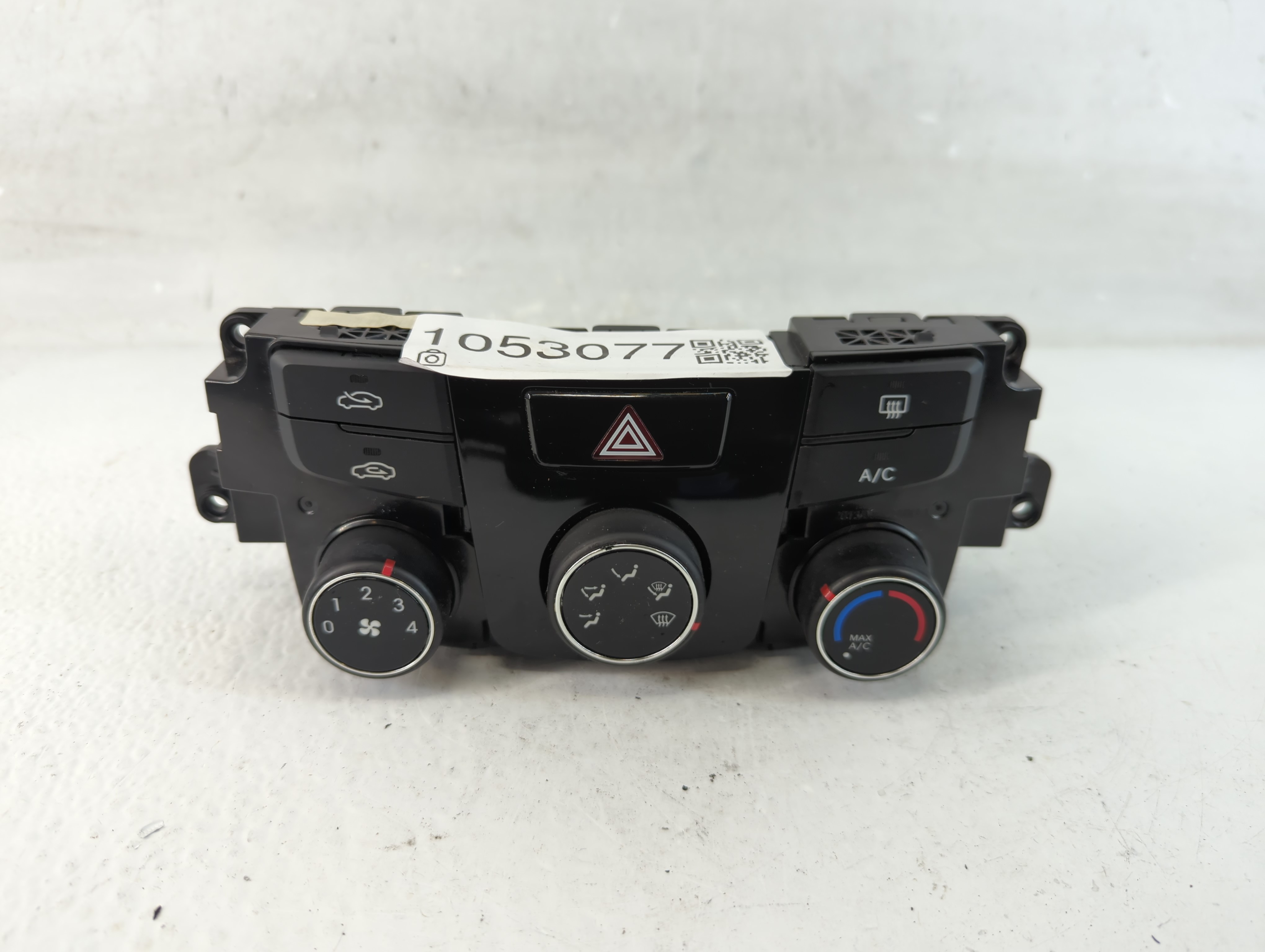 2014-2014 Hyundai Sonata Ac Heater Climate Control 97250-3q030 1053077 - Oemusedautoparts1.com