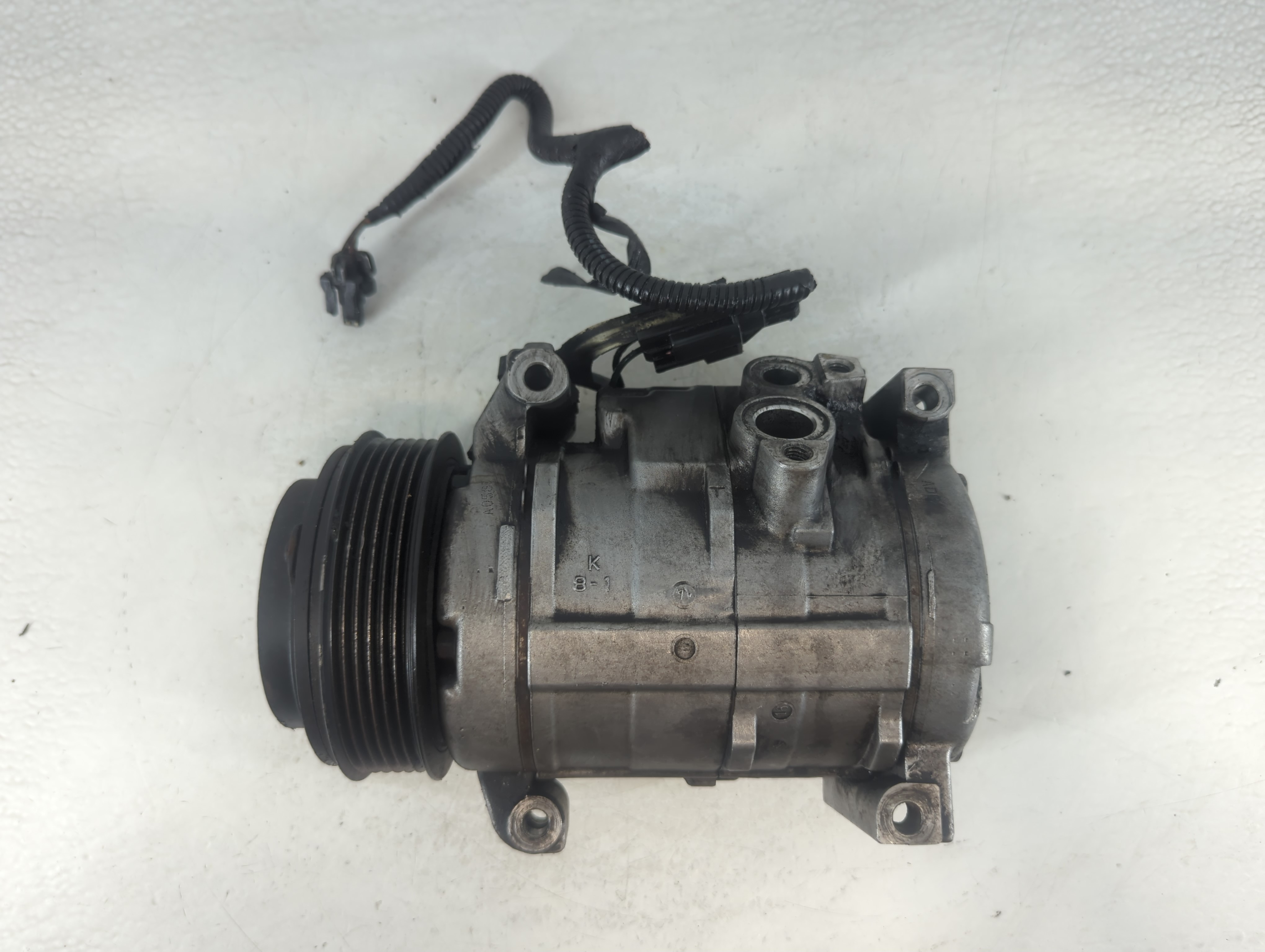 Picture of 2008-2012 Buick Enclave Air Conditioning A/c Ac Compressor Oem 1053116