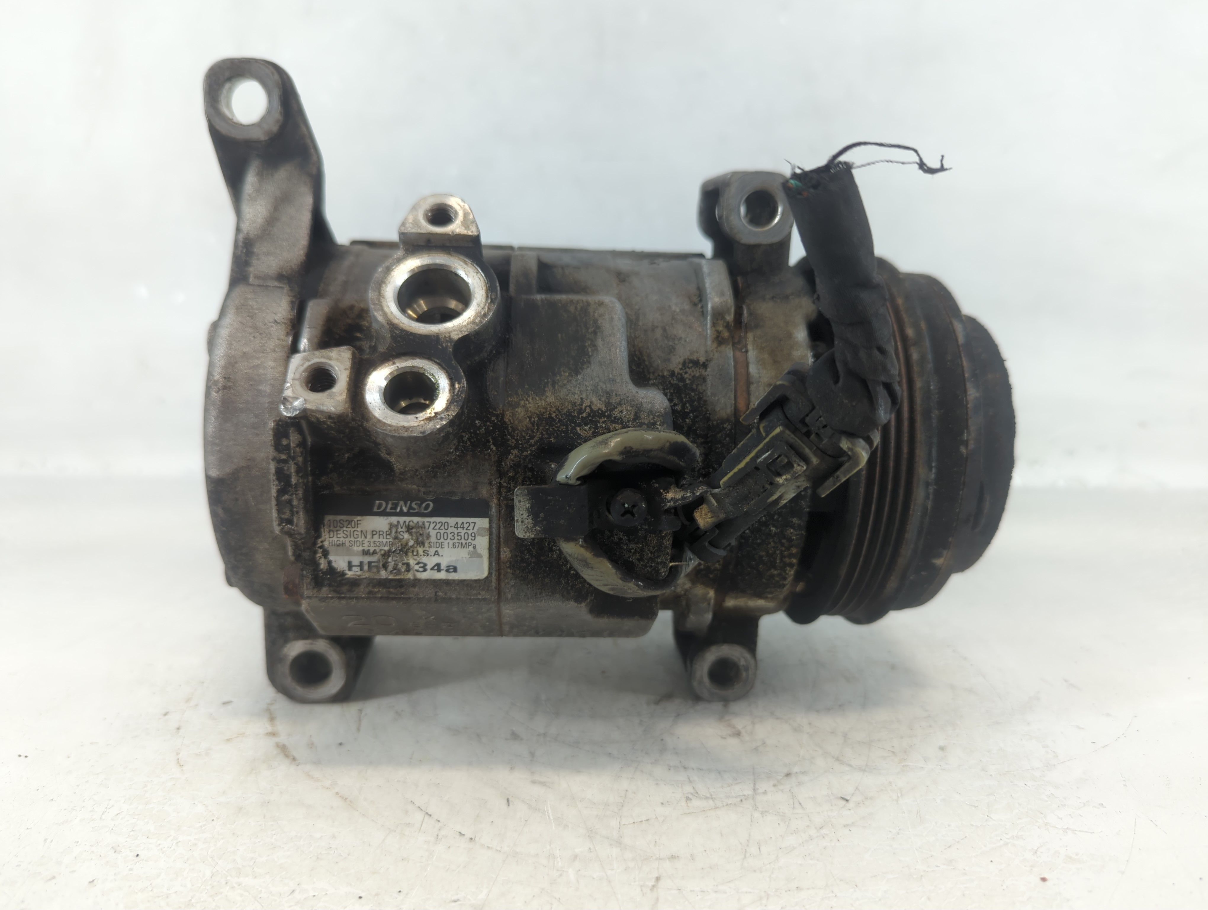 Picture of 2017-2021 Chevrolet Express 3500 Air Conditioning A/c Ac Compressor Oem 1053175