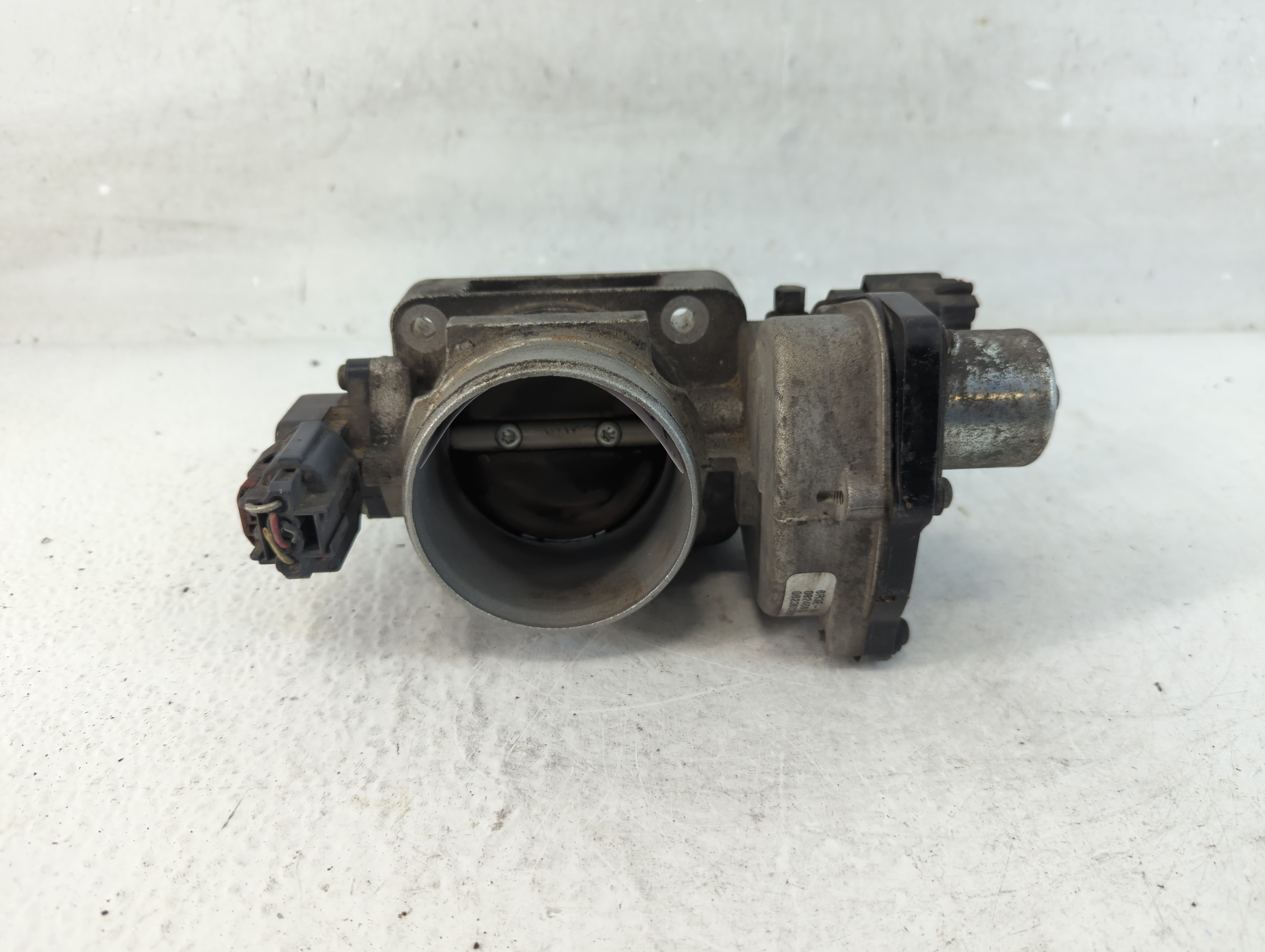 2006-2010 Ford Mustang Throttle Body 1053183 - Oemusedautoparts1.com