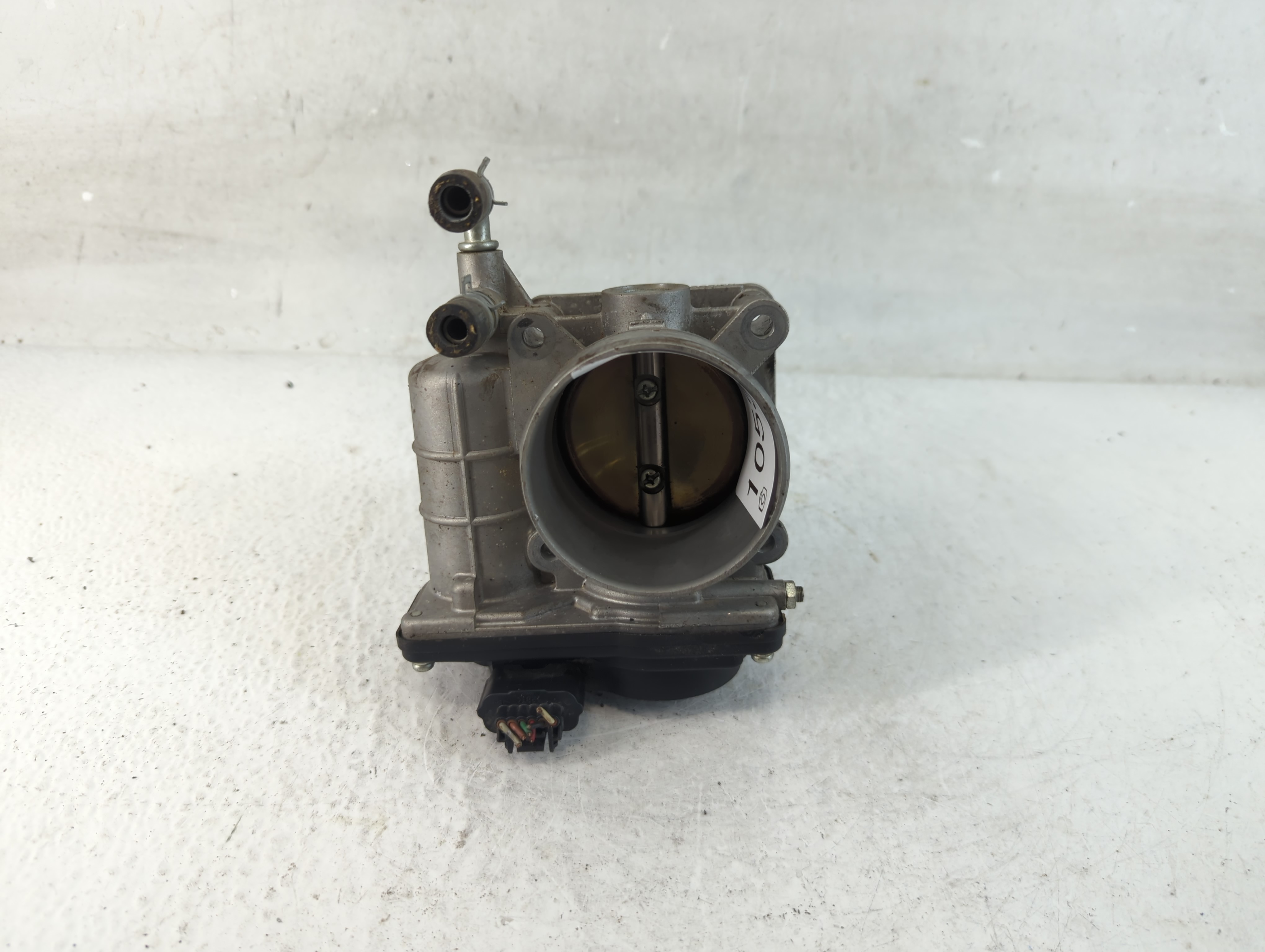 2007-2014 Nissan Altima Throttle Body 1053189 - Oemusedautoparts1.com