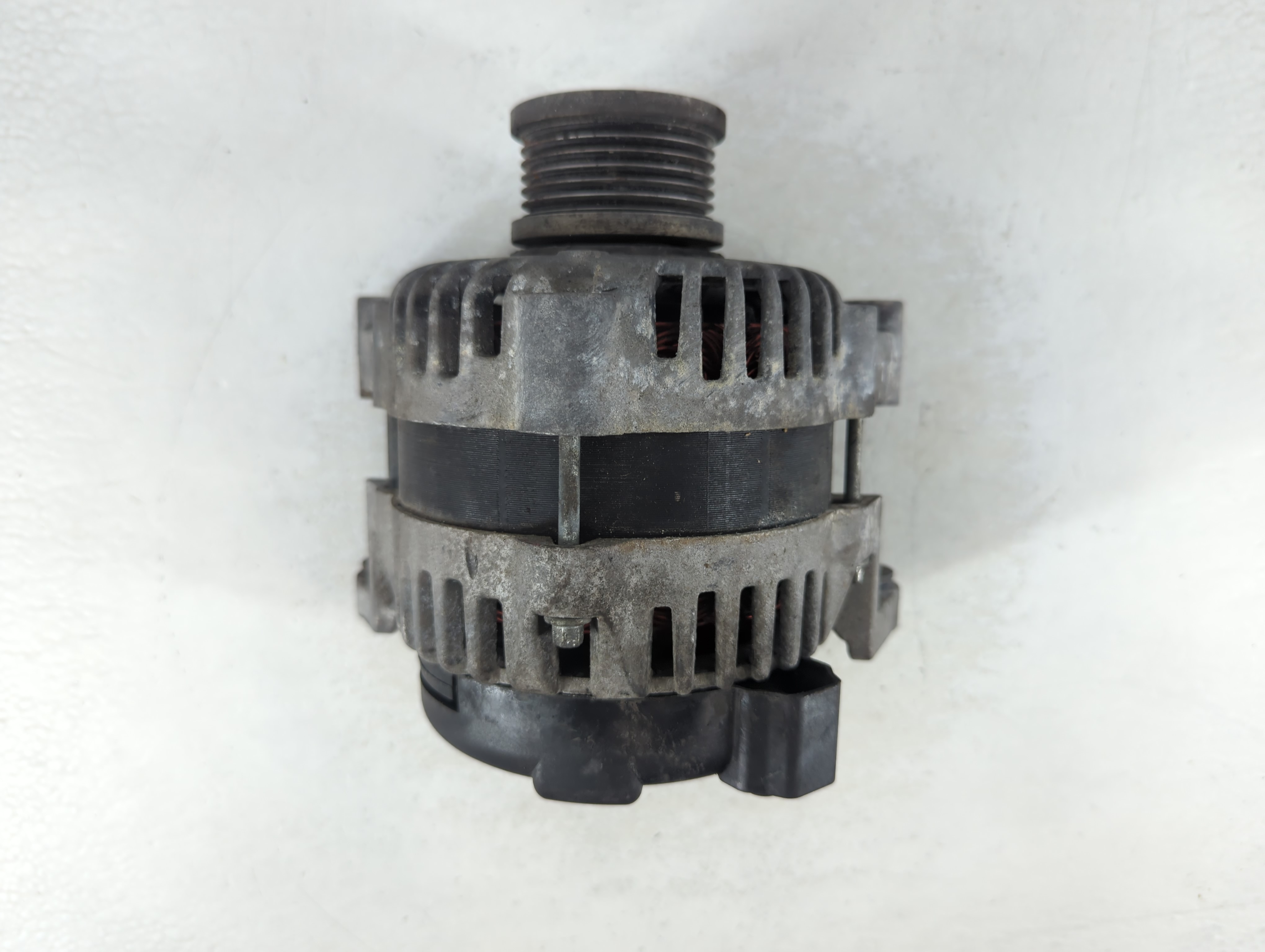 2012 Chevrolet Sonic Alternator Generator Charging Assembly Engine Oem 1053197 - Oemusedautoparts1.com