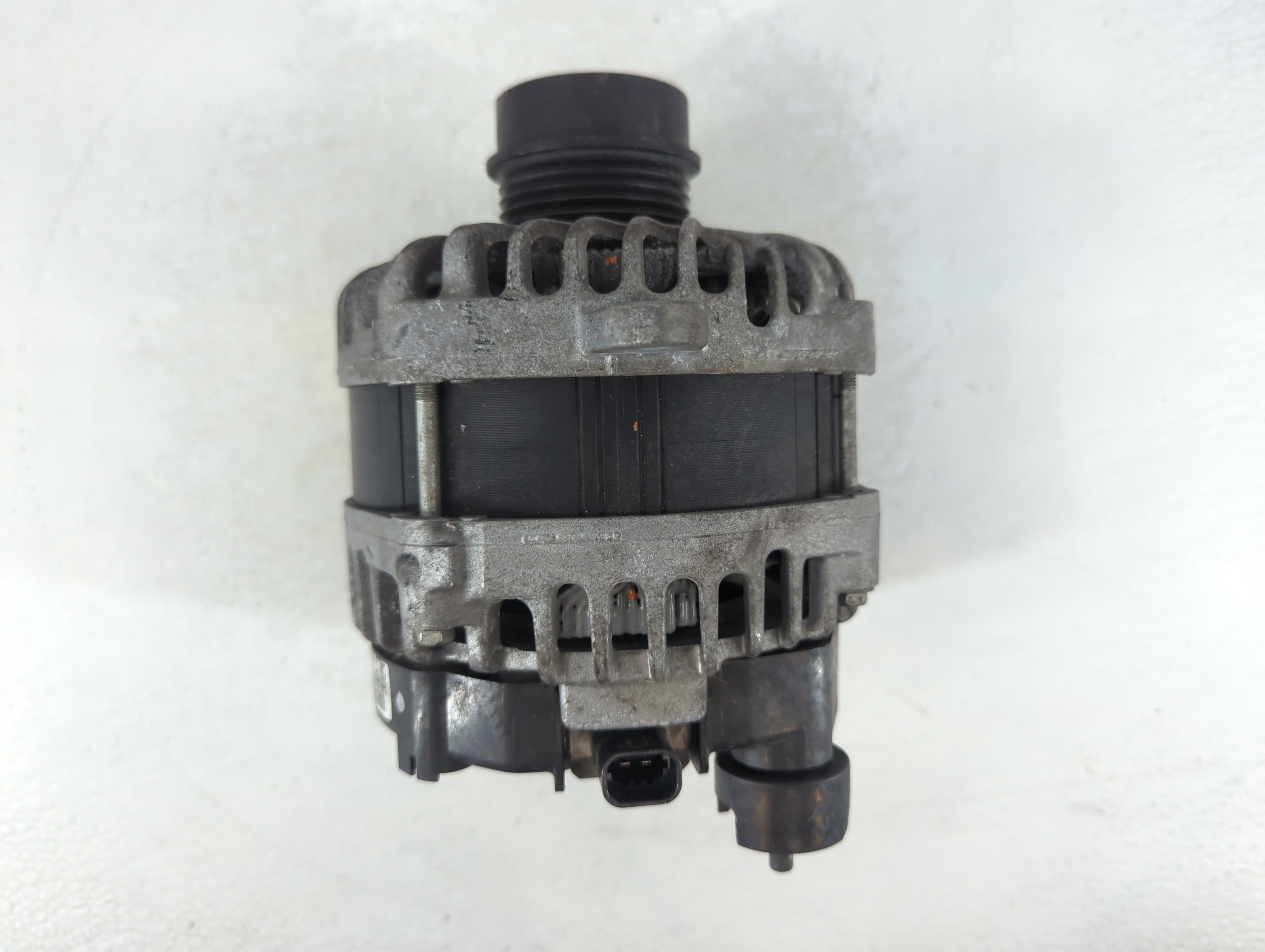2020-2020 Cadillac Ct5 Alternator Generator Charging Assembly Engine Oem 1053199 - Oemusedautoparts1.com