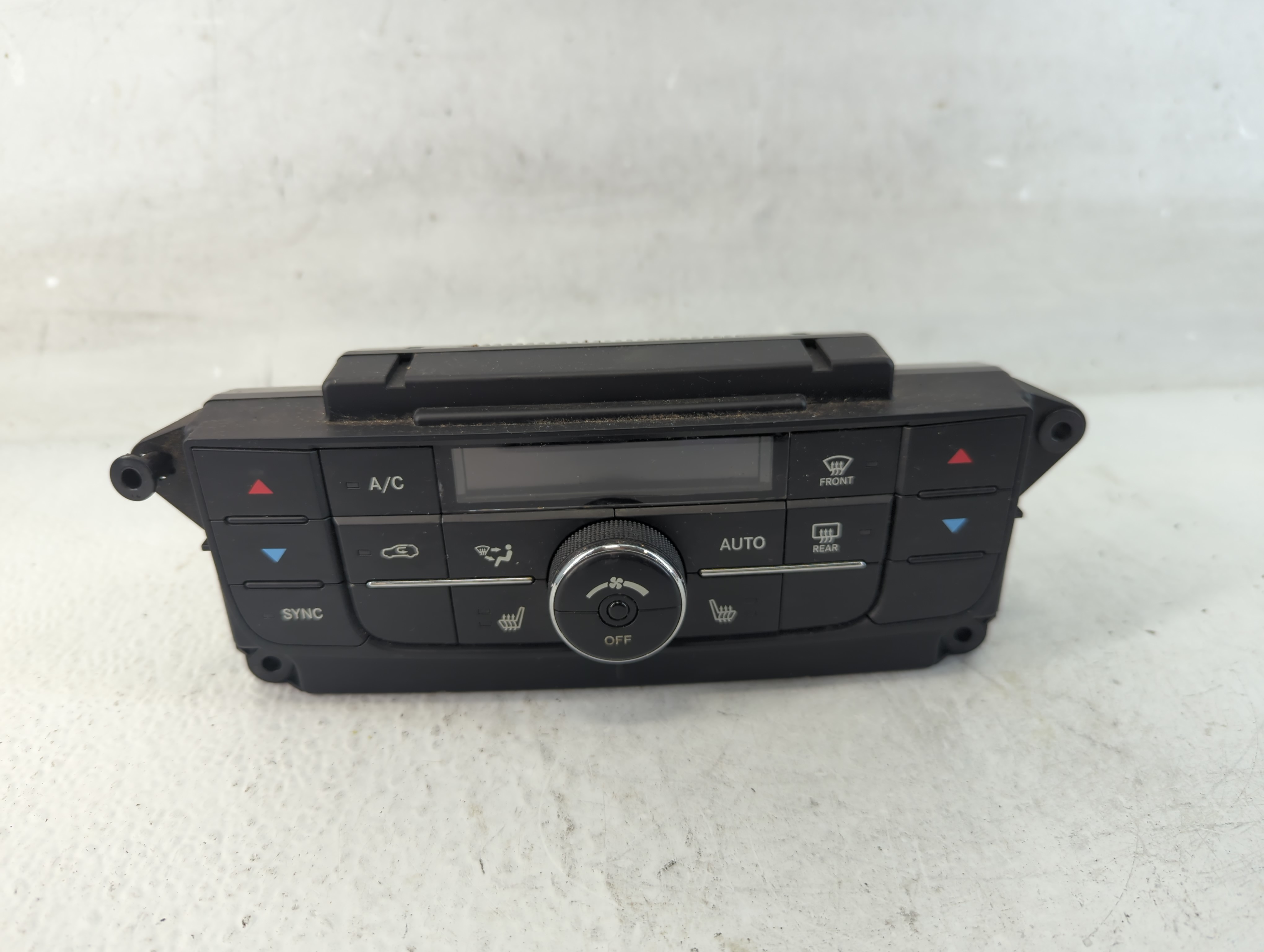 2011-2013 Jeep Grand Cherokee Ac Heater Climate Control 55111922ag 1053208 - Oemusedautoparts1.com