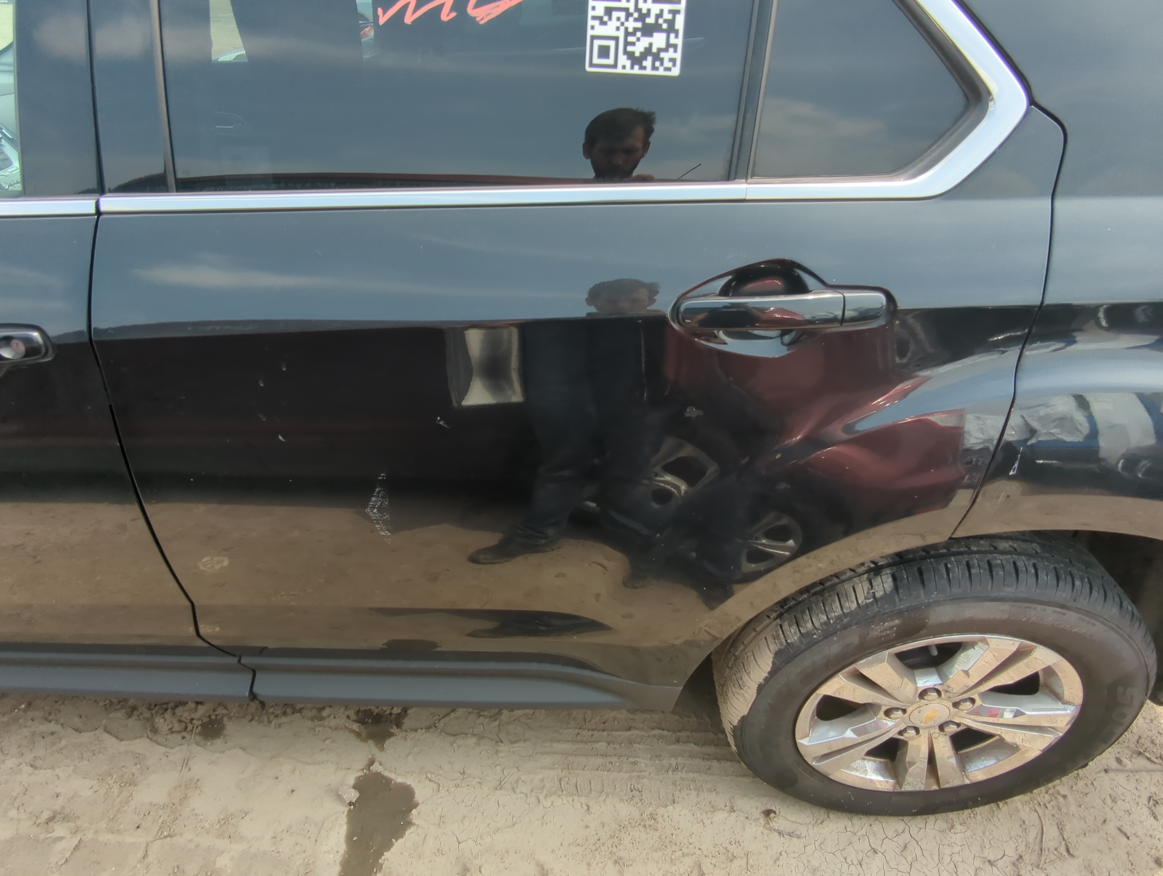 2010-2011 Chevrolet Equinox Driver Rear Door Oem 1053275 - Oemusedautoparts1.com