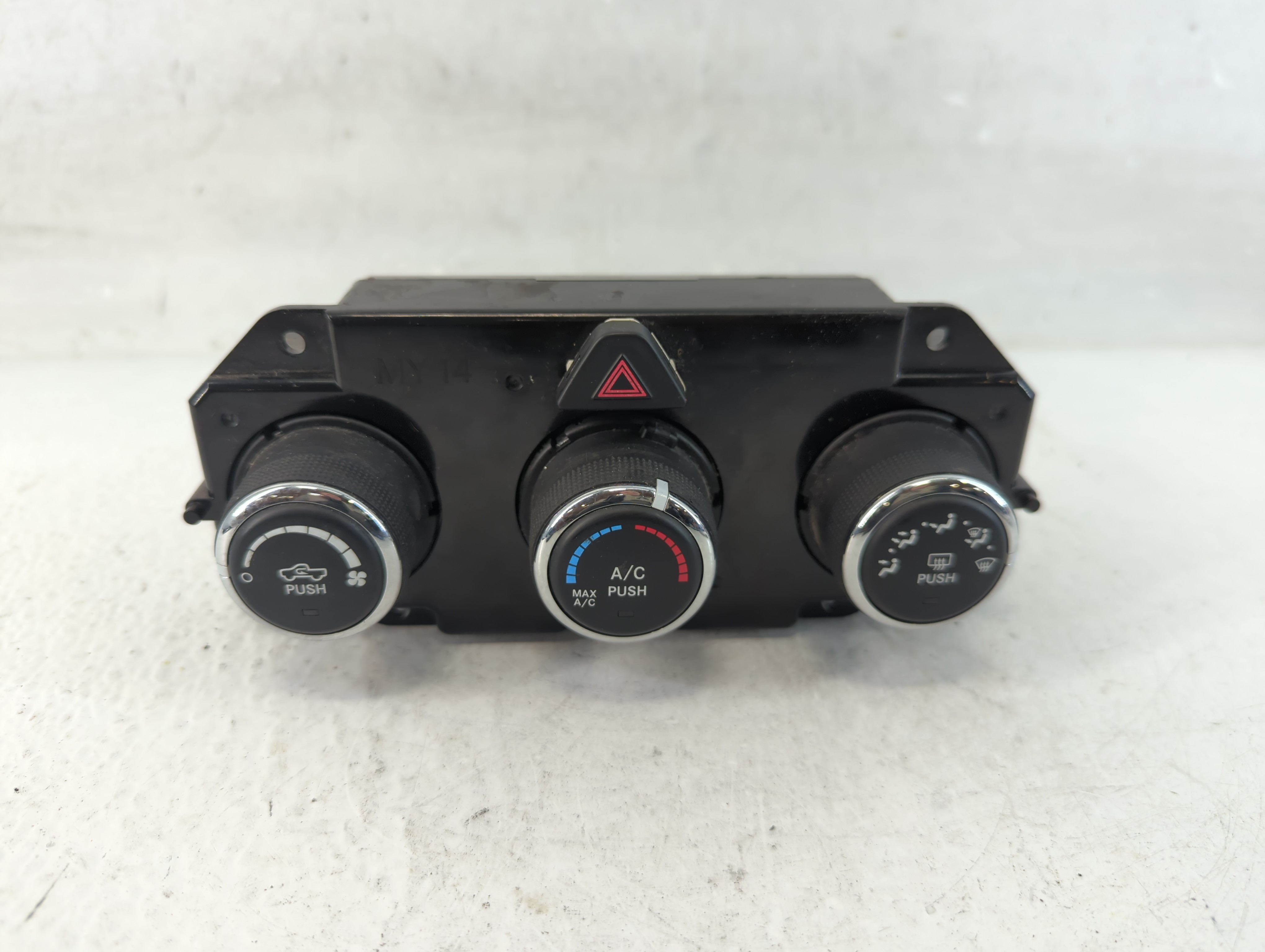 Picture of Dodge Ram 1500 Ac Heater Climate Control P68236776ab 1053424