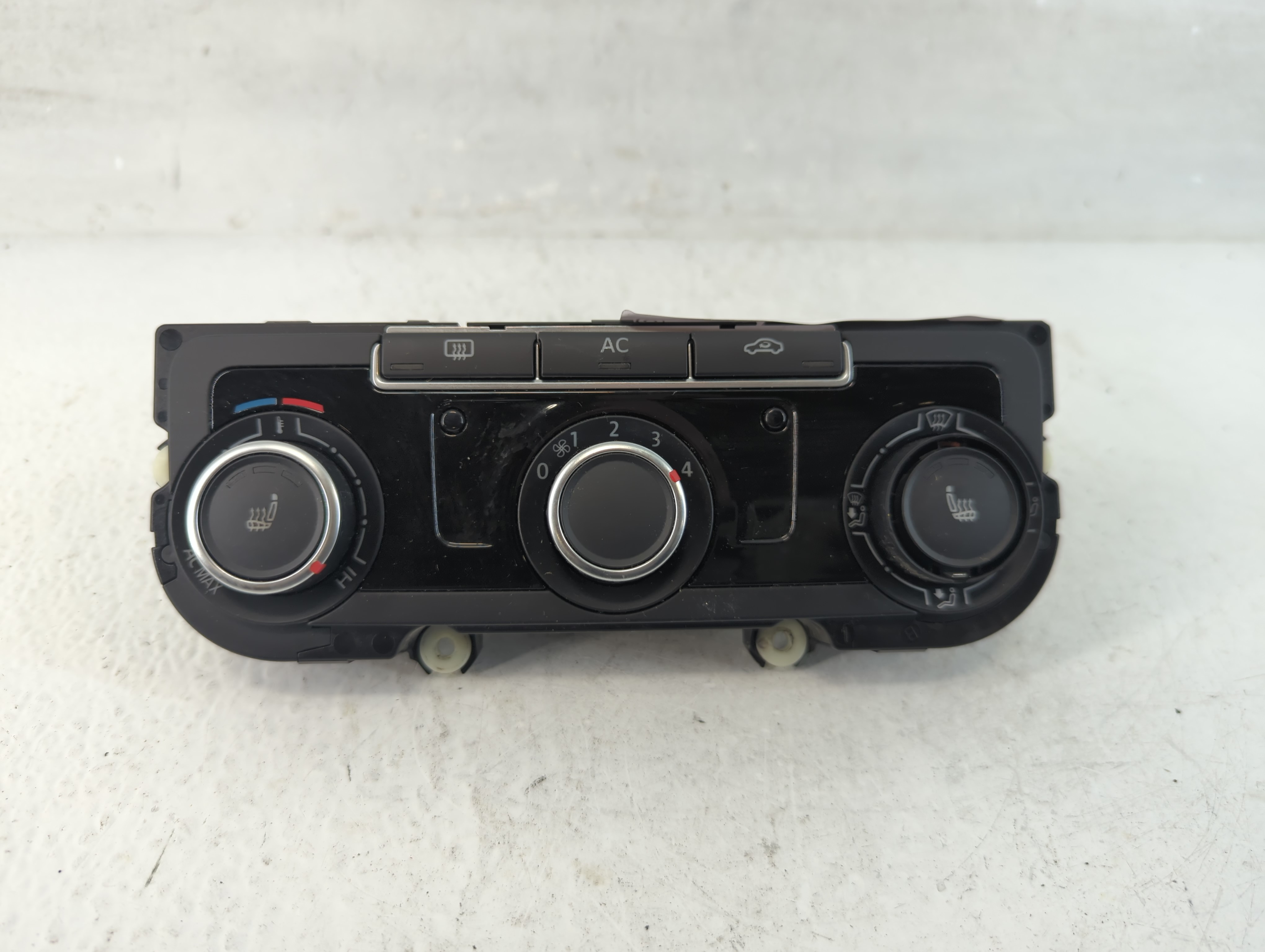 Picture of 2012-2012 Volkswagen Tiguan Ac Heater Climate Control 5hb 009 751 1053430