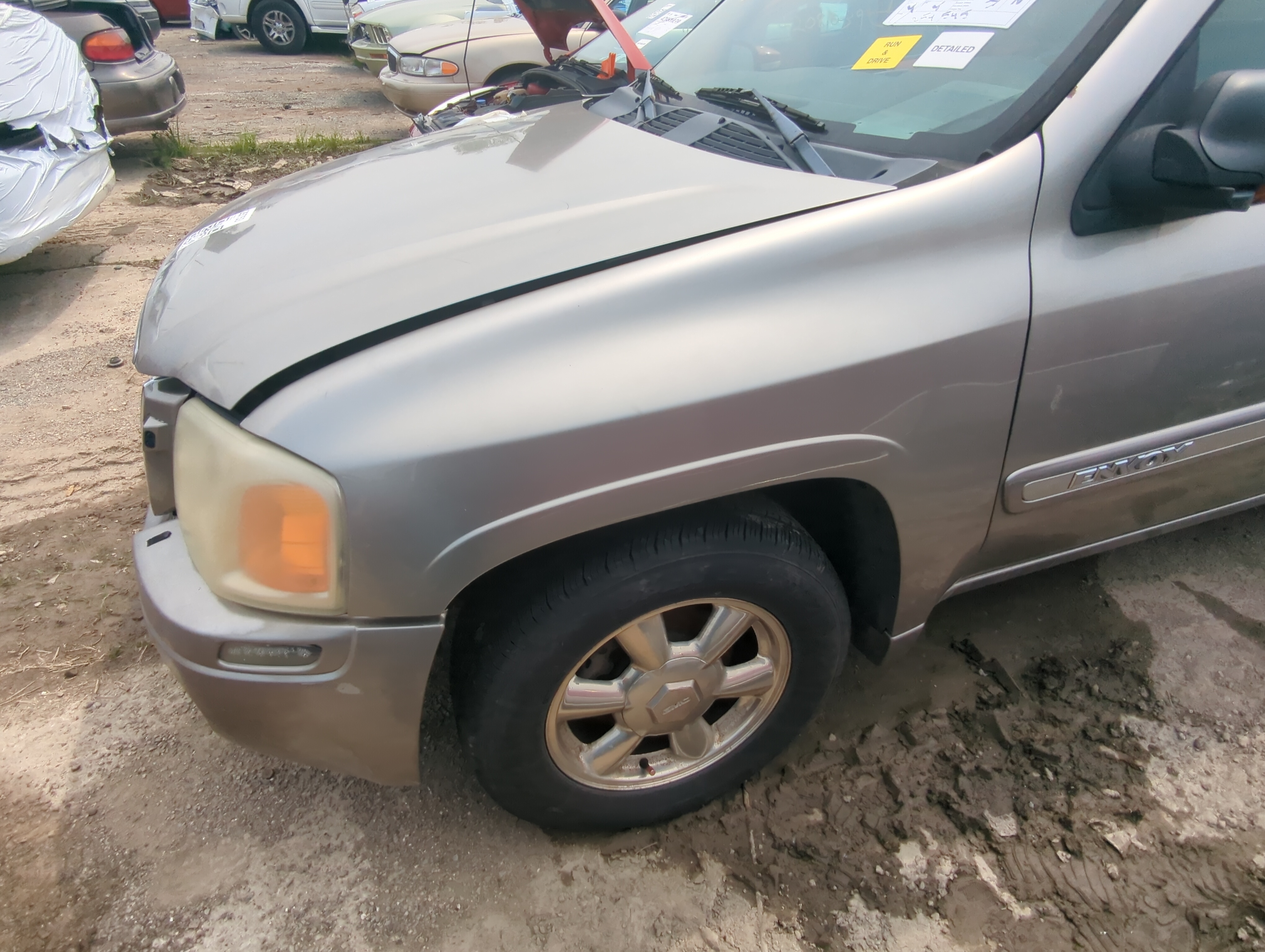 Picture of 2002-2009 Gmc Envoy Driver Fender 1053667