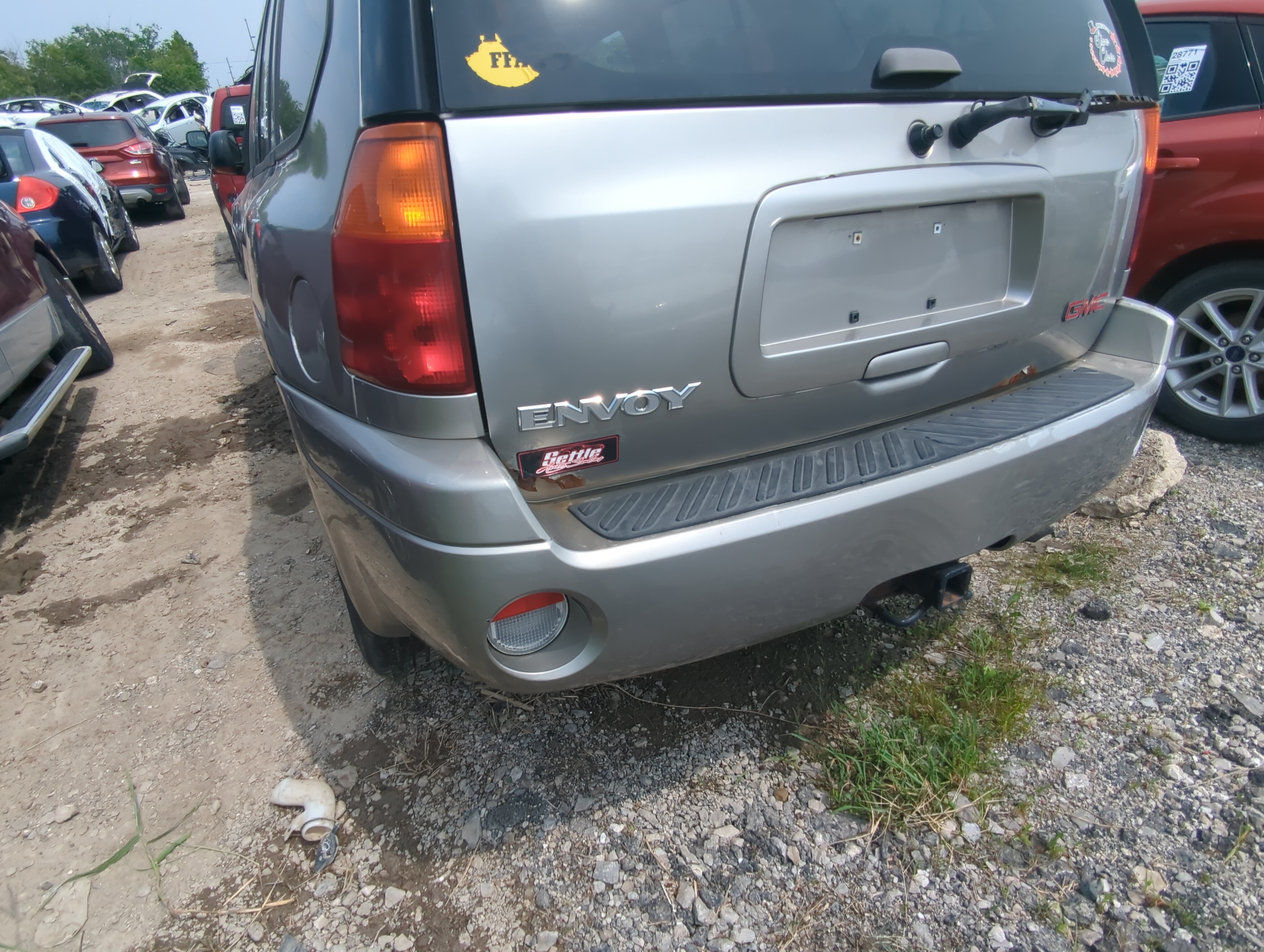 Picture of 2002-2009 Gmc Envoy Rear Bumper Assembly Oem 1053671
