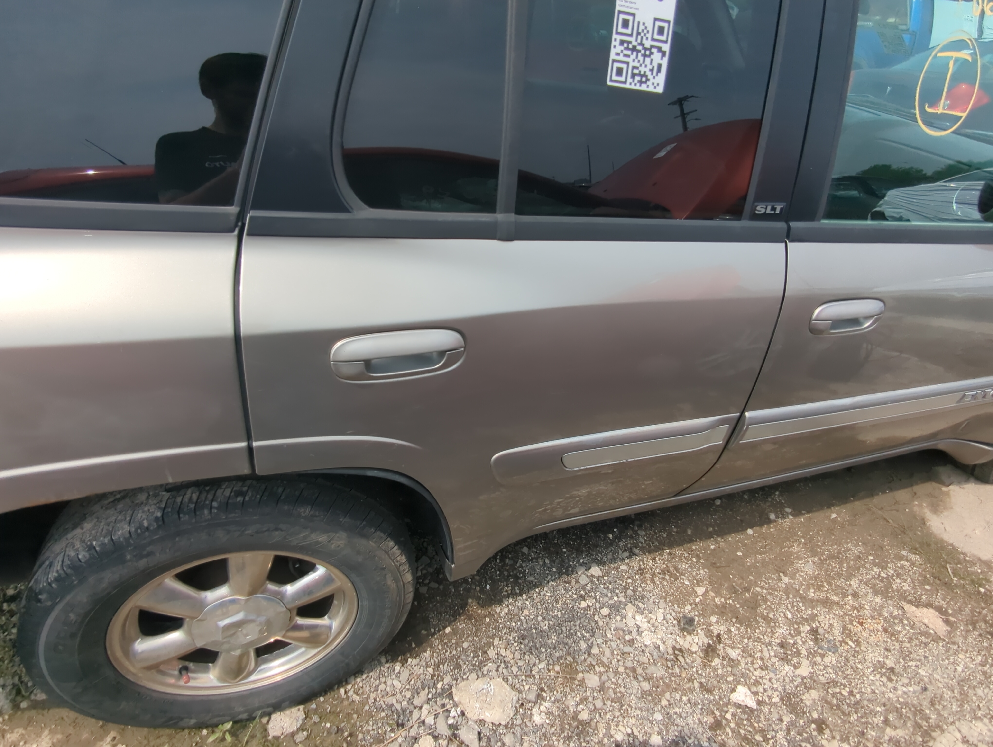 Picture of 2002-2004 Gmc Envoy Passenger Rear Door Oem 1053672