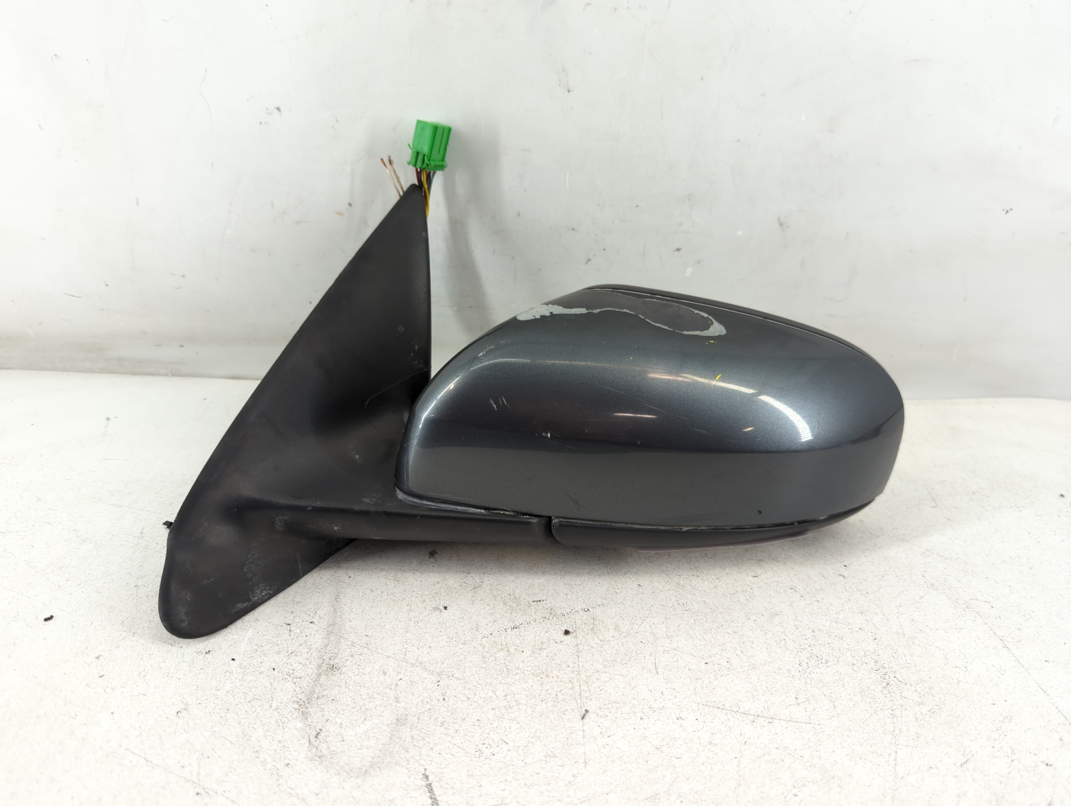 2004-2006 Volvo S60 Driver Left Side View Power Door Mirror Dark Gray 1053785 - Oemusedautoparts1.com