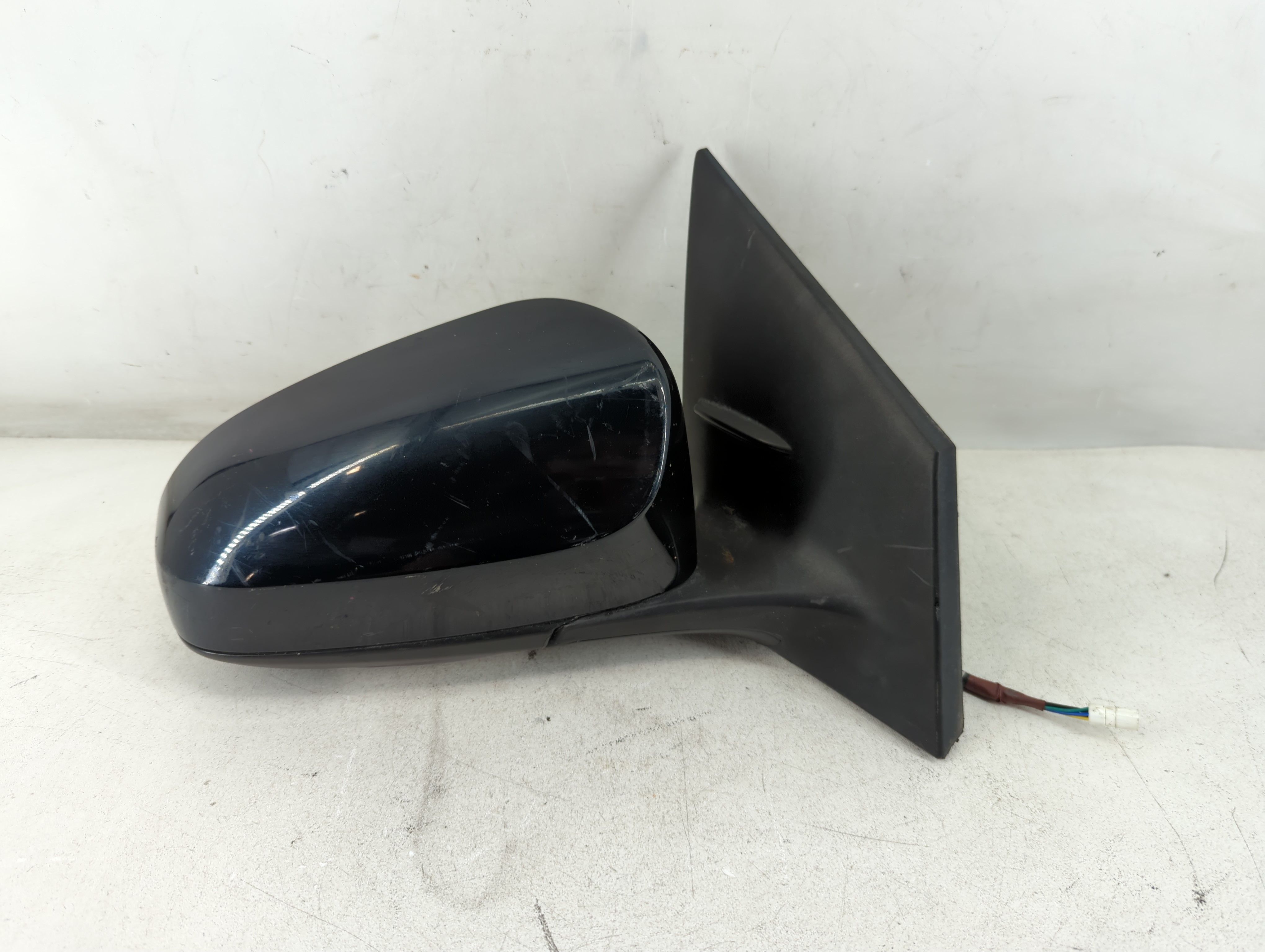 2014-2019 Toyota Corolla Passenger Right Side View Power Door Mirror 1053822 - Oemusedautoparts1.com