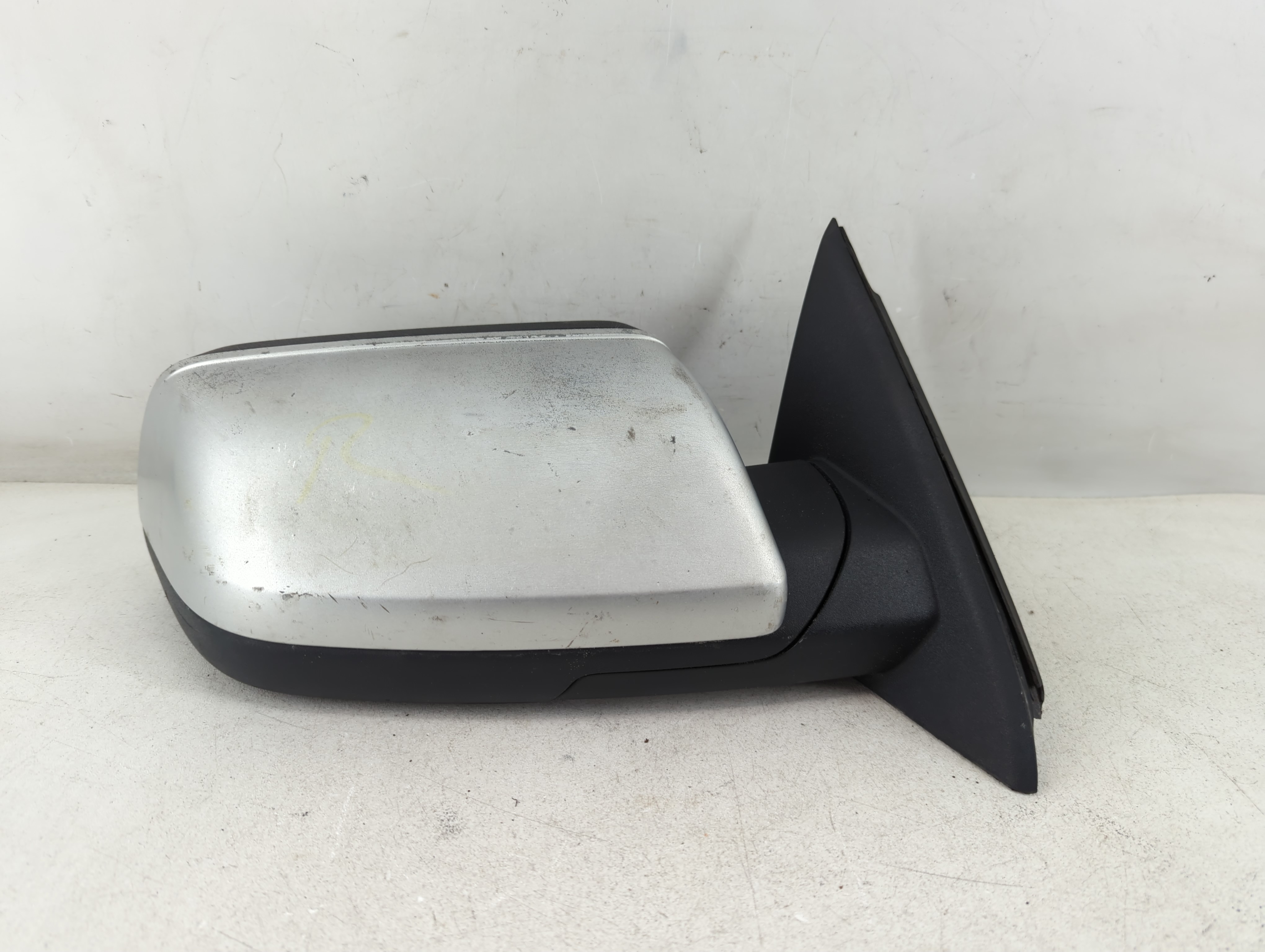 2013-2019 Ford Flex Passenger Right Side View Power Door Mirror Silver 1053846 - Oemusedautoparts1.com