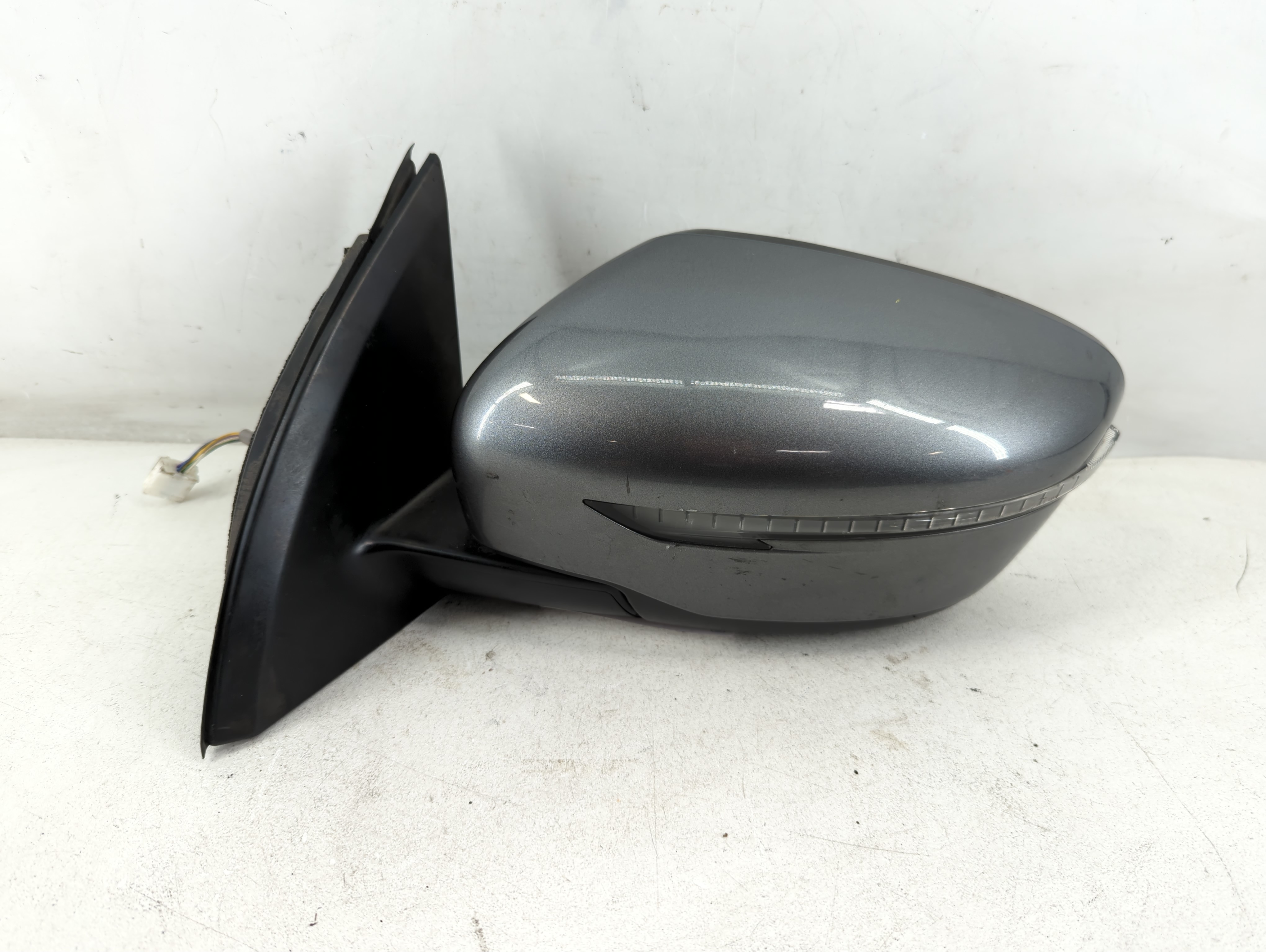 Picture of 2017-2019 Nissan Rogue Sport Driver Left Side View Power Door Mirror 1053852