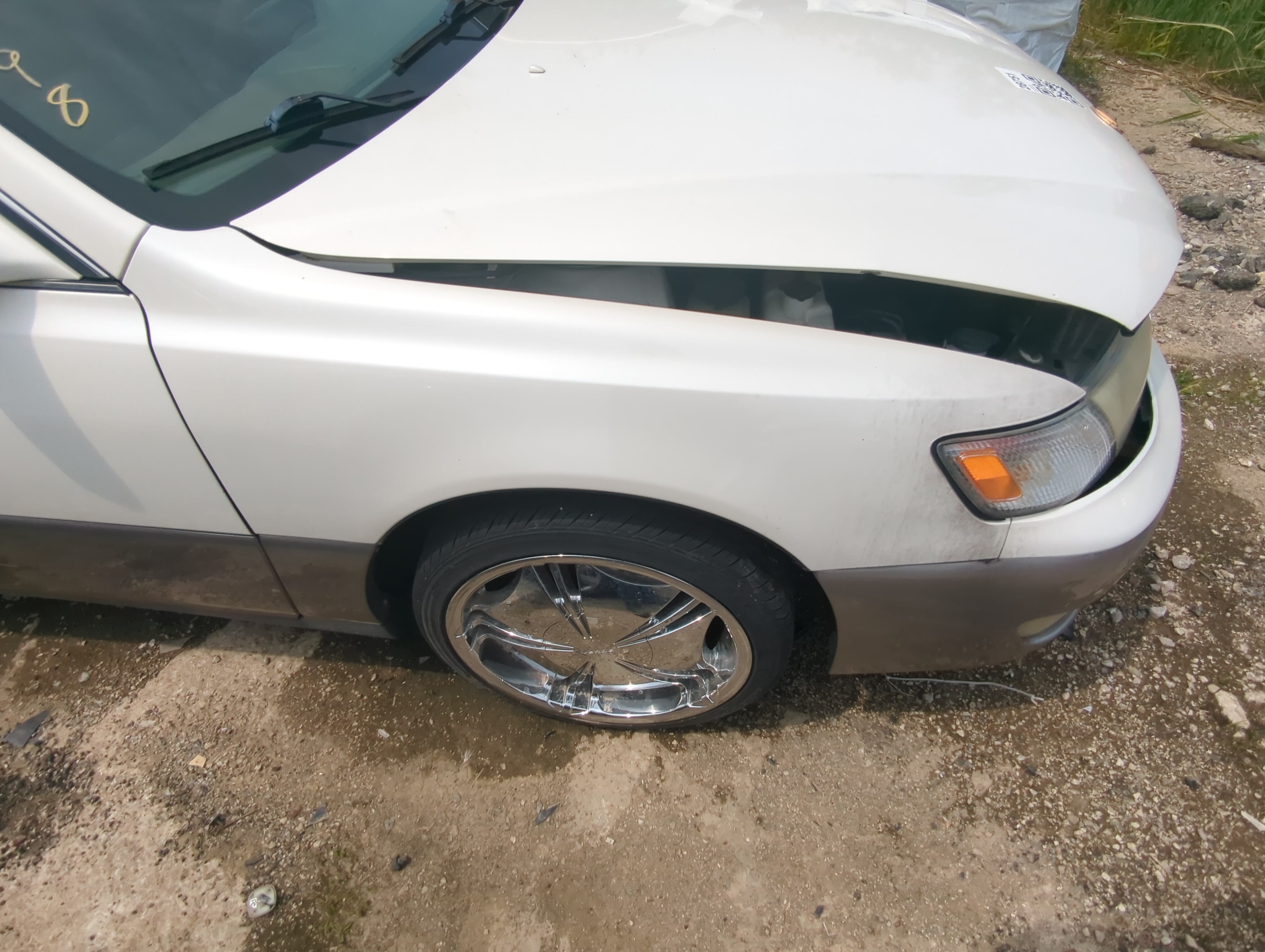 Picture of 1997-2001 Lexus Es300 Passenger Fender 1053903