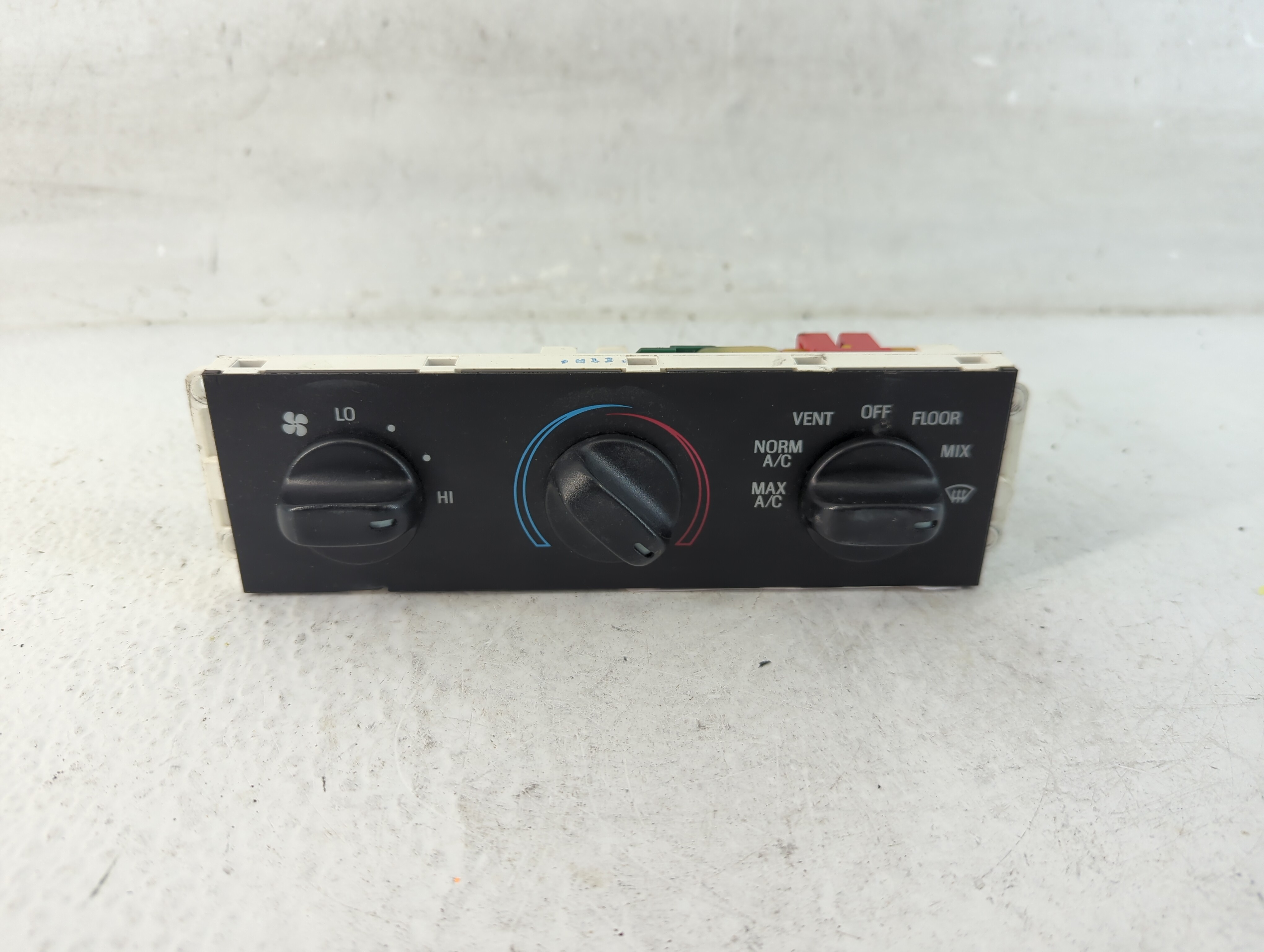 1998-2009 Mercury Grand Marquis Ac Heater Climate Control 1054202 - Oemusedautoparts1.com
