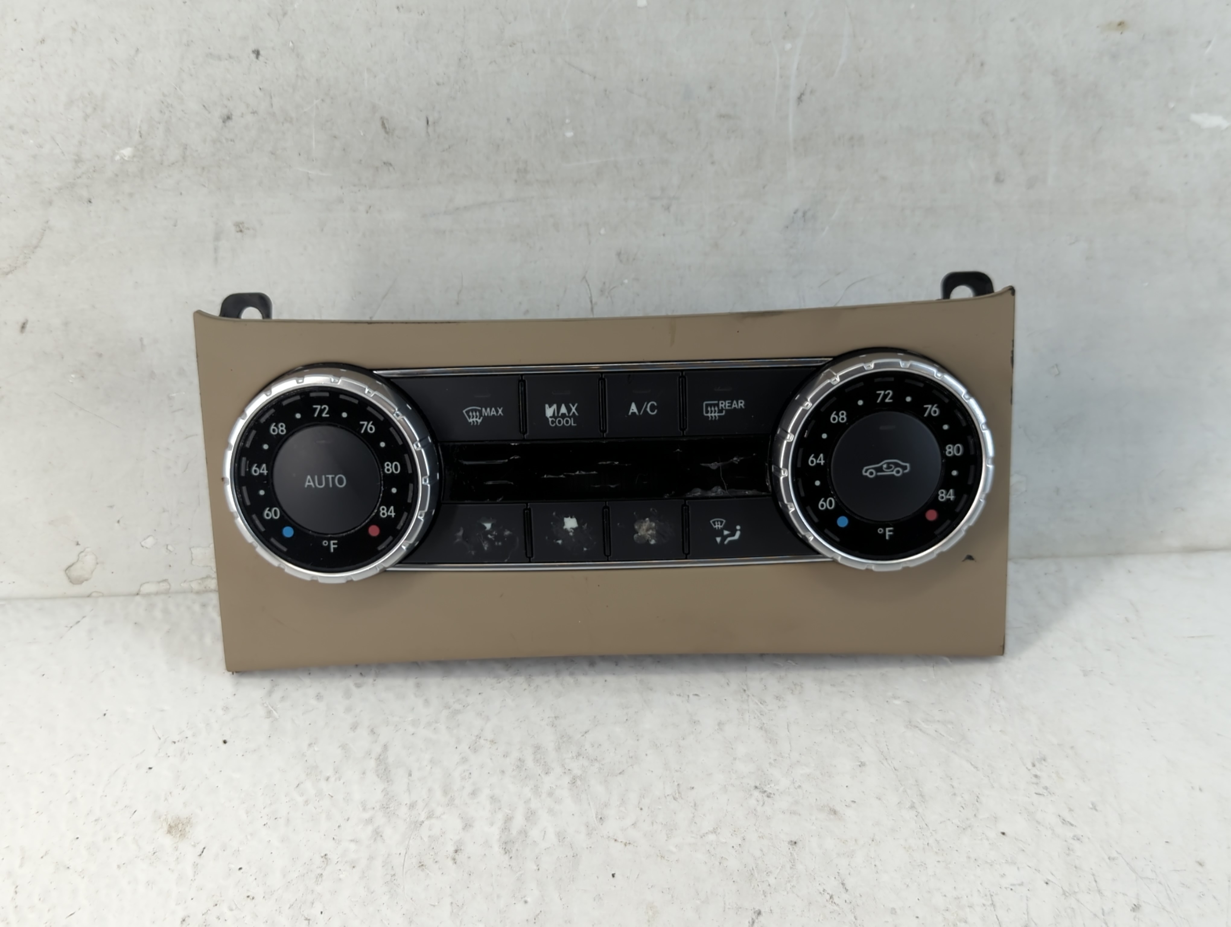 2013-2014 Mercedes-benz C250 Ac Heater Climate Control A 204 900 68 08 1054689 - Oemusedautoparts1.com