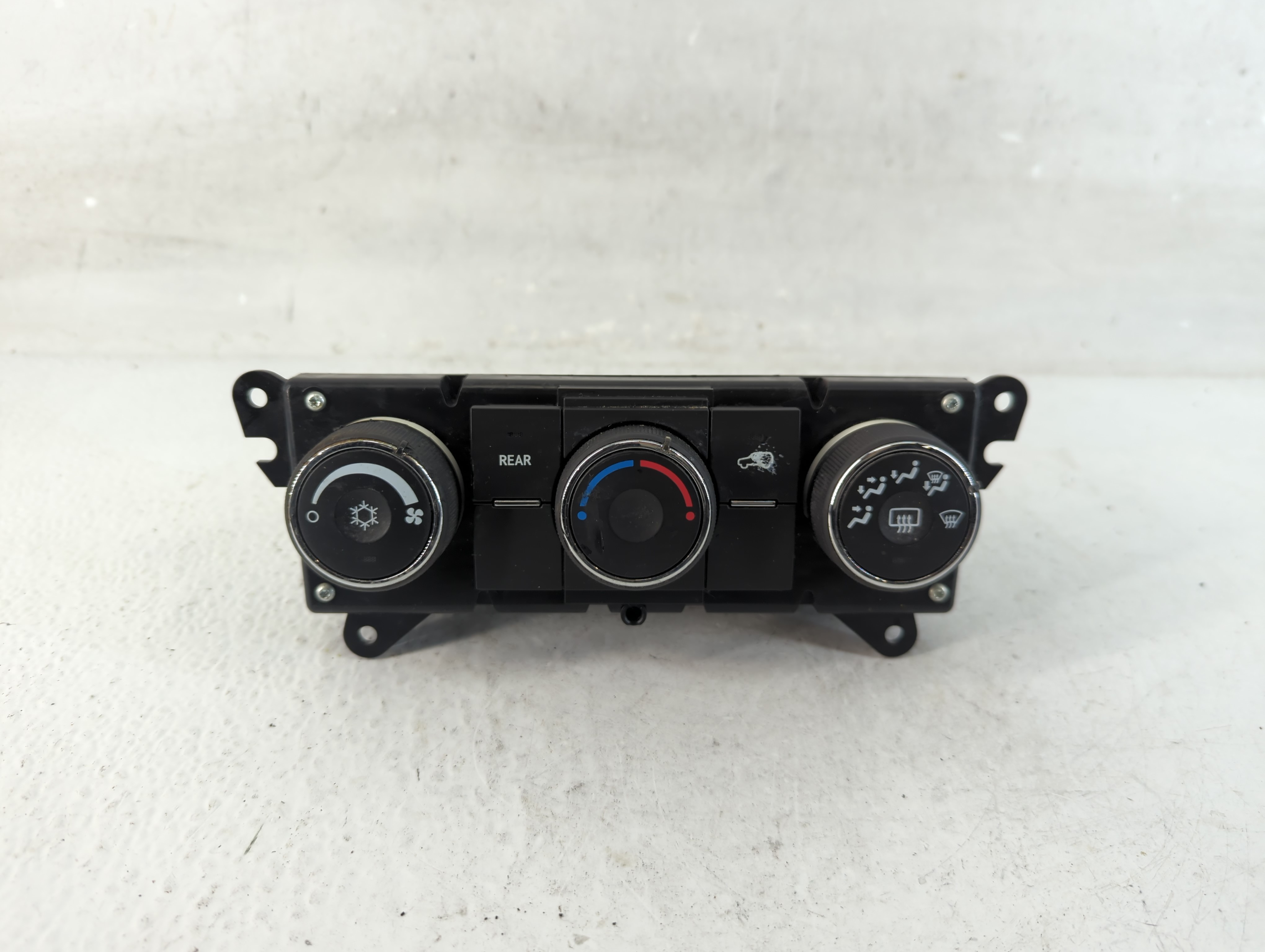 2008 Saturn Outlook Ac Heater Climate Control 25946289 1054700 - Oemusedautoparts1.com