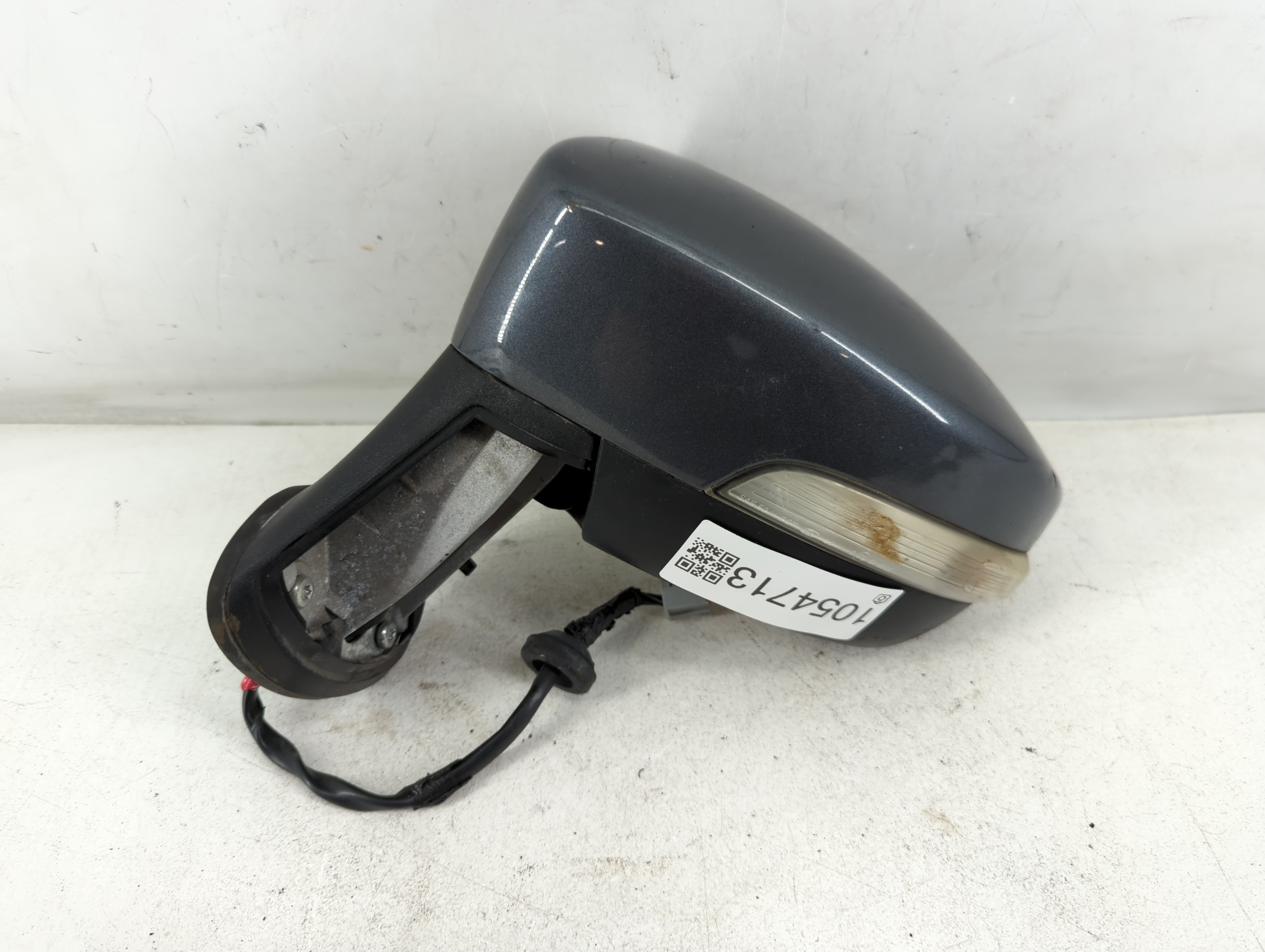 Picture of 2018-2022 Ford Ecosport Driver Left Side View Power Door Mirror Grey 1054713