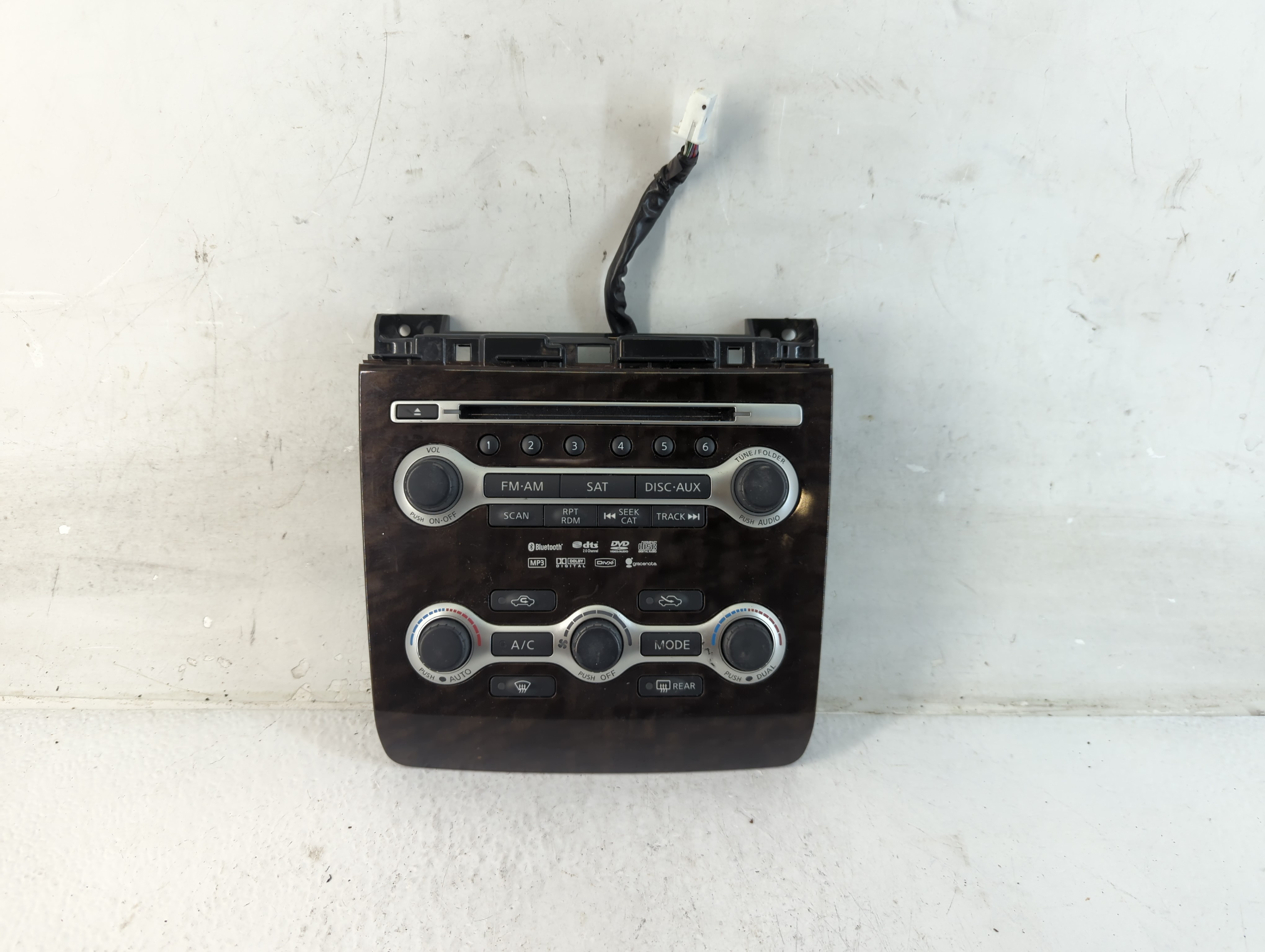 2010-2010 Nissan Maxima Radio Control Panel 1054718 - Oemusedautoparts1.com