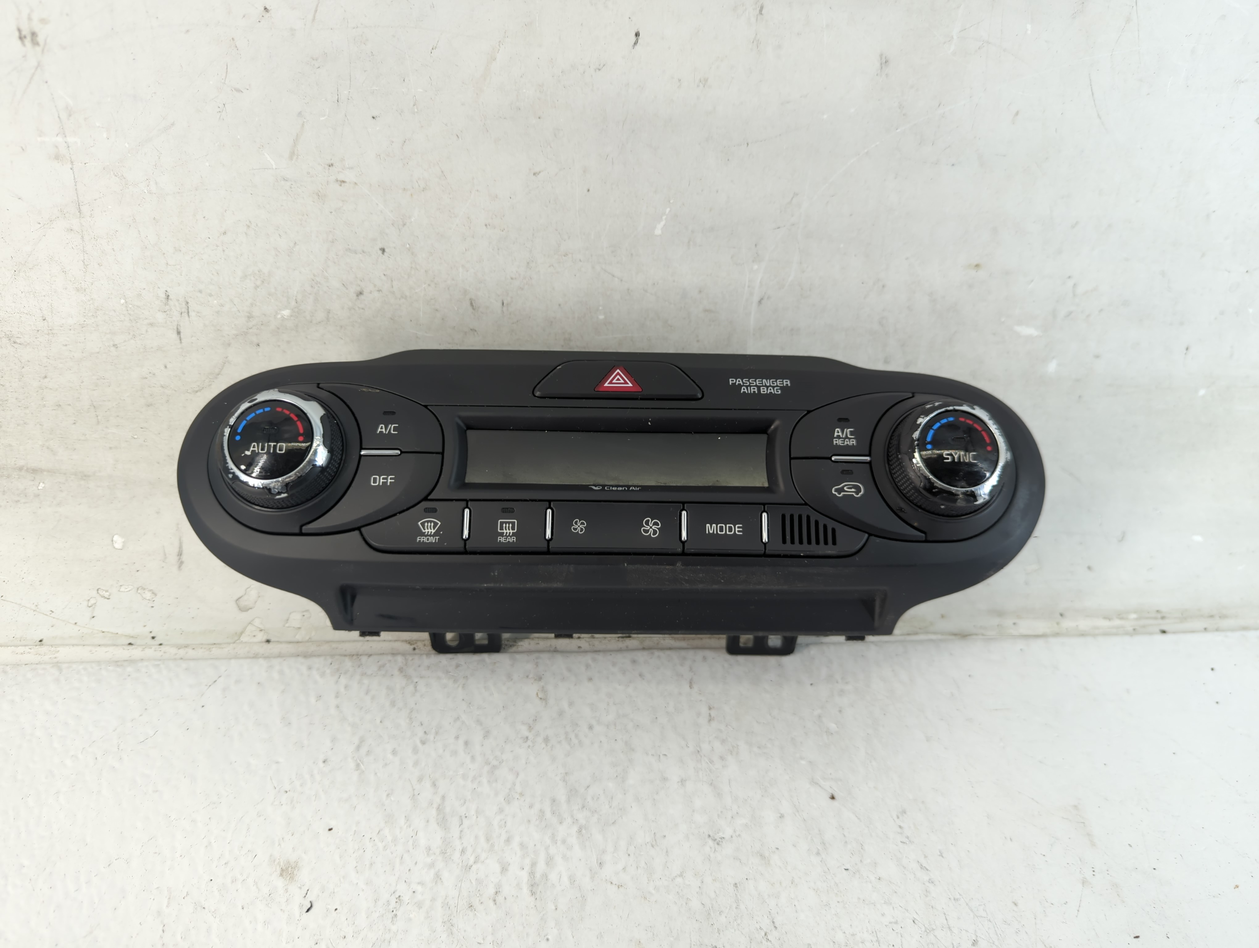 2016-2016 Kia Sorento Ac Heater Climate Control 97250-c6350 1054719 - Oemusedautoparts1.com