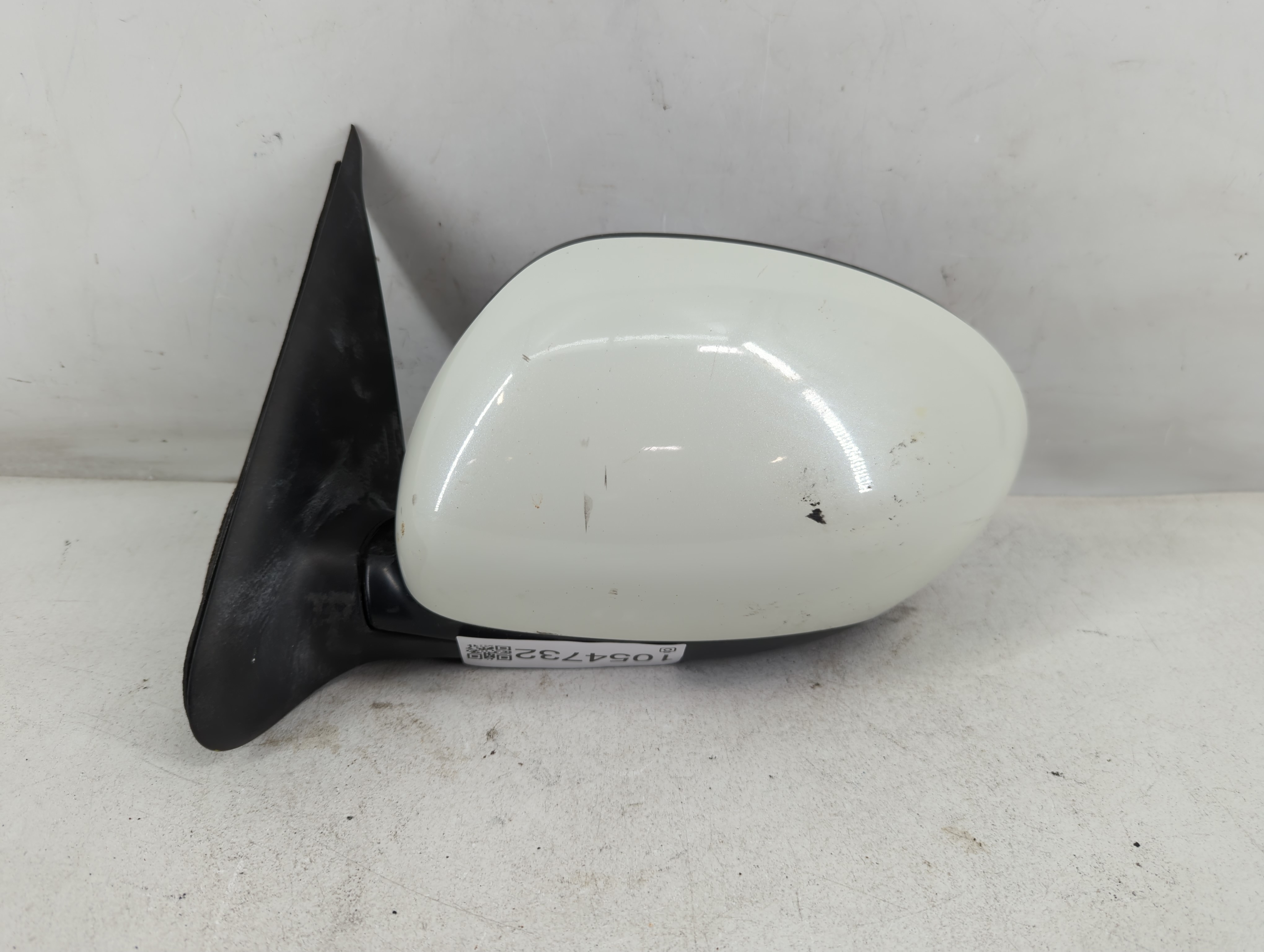 2012-2014 Nissan Juke Driver Left Side View Power Door Mirror White 1054732 - Oemusedautoparts1.com