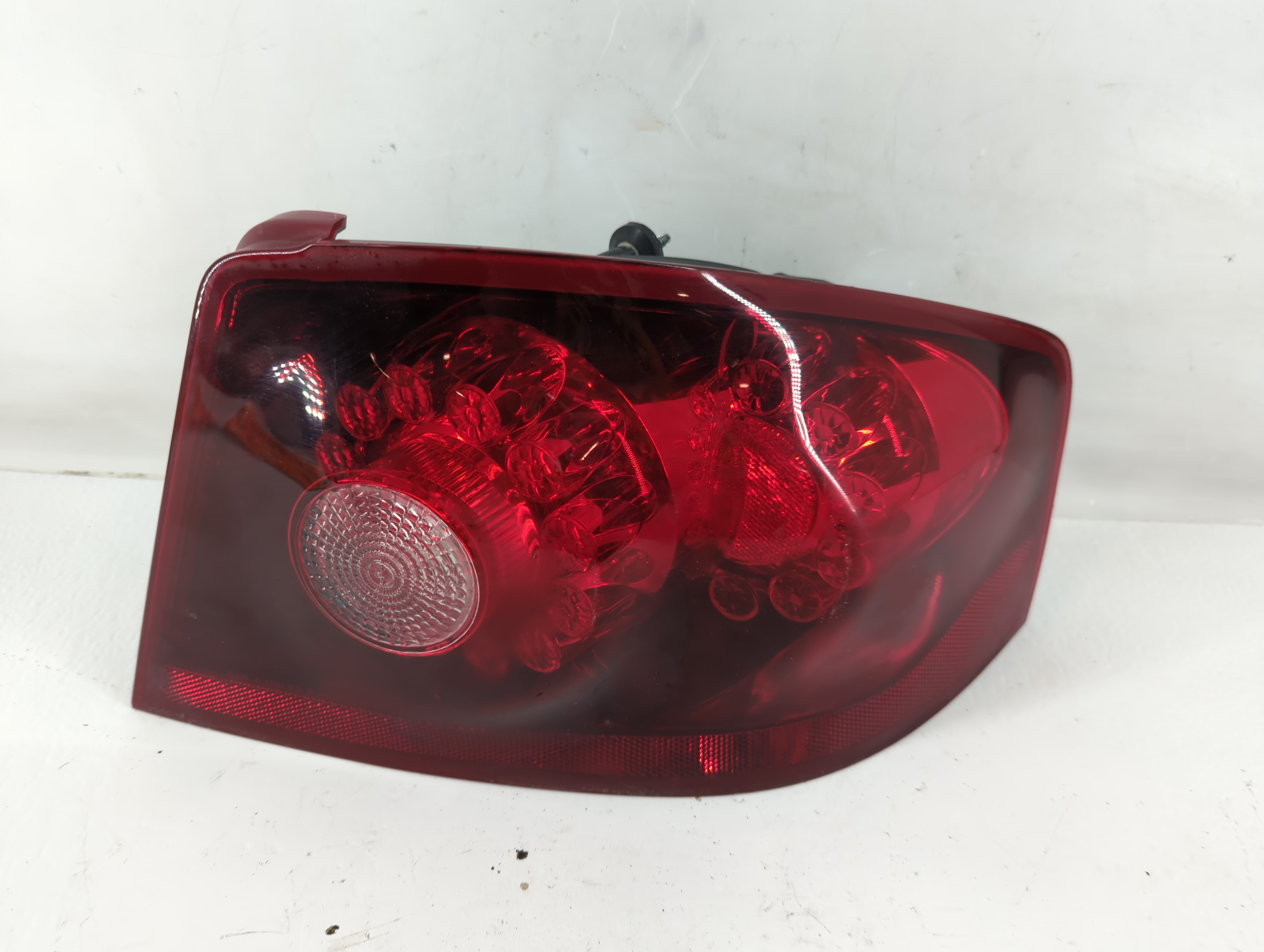 2011-2014 Dodge Avenger Passenger Right Side Tail Light Taillight Oem 1054819 - Oemusedautoparts1.com