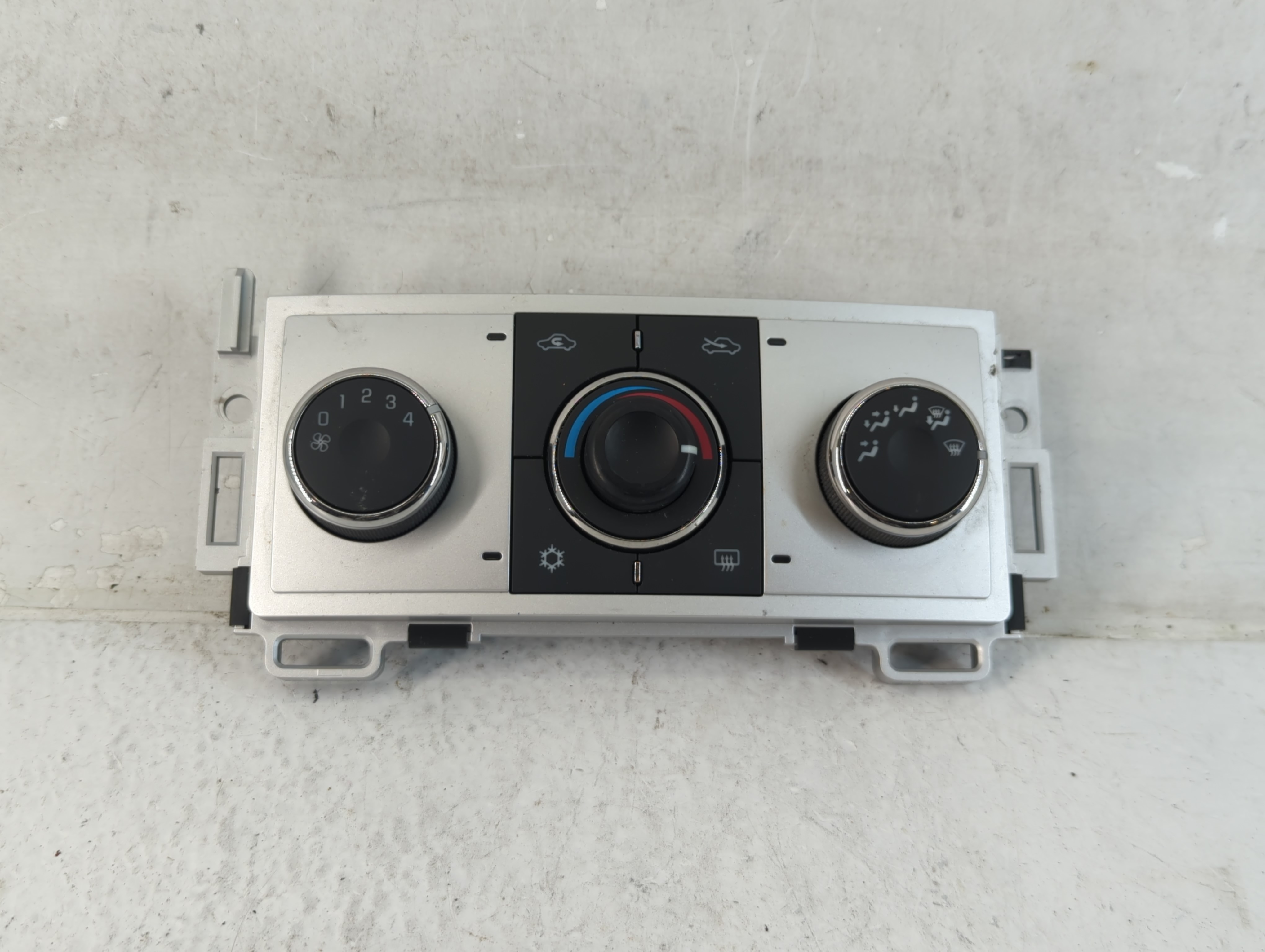 2008-2012 Chevrolet Malibu Ac Heater Climate Control 28272781 1054891 - Oemusedautoparts1.com