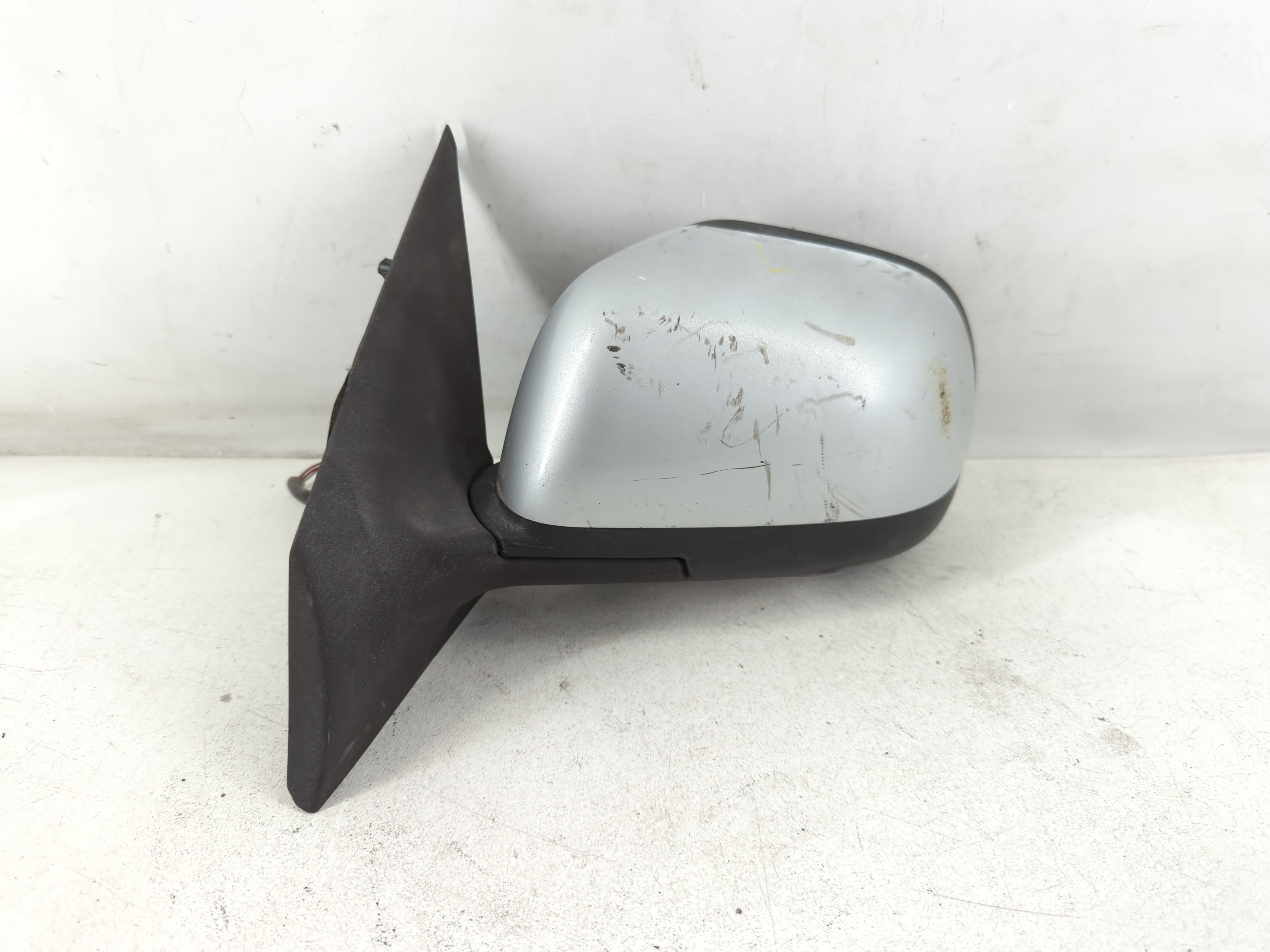 2012-2014 Nissan Versa Driver Left Side View Power Door Mirror Grey 1054895 - Oemusedautoparts1.com