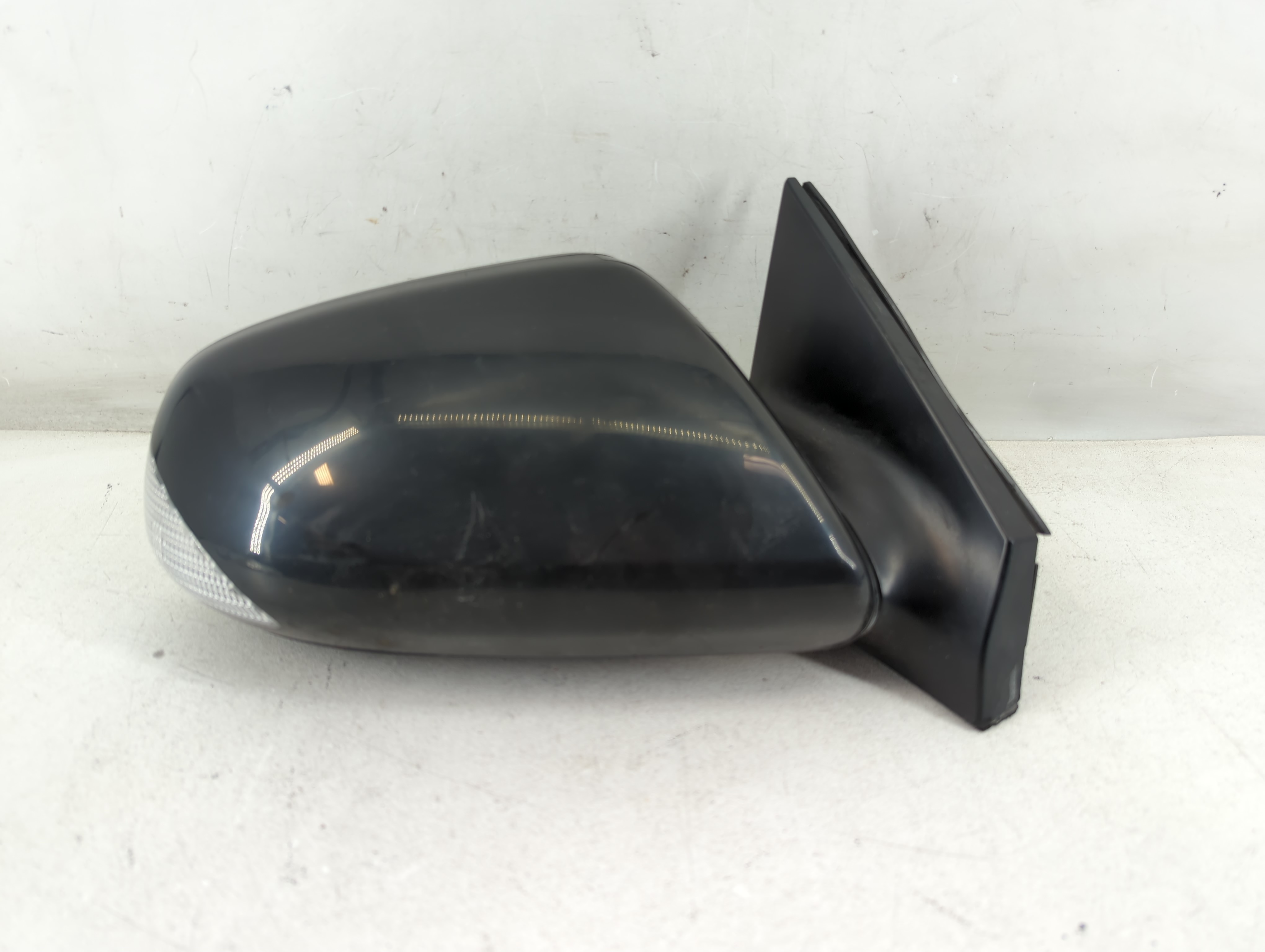2005-2010 Scion Tc Passenger Right Side View Power Door Mirror Black 1054903 - Oemusedautoparts1.com