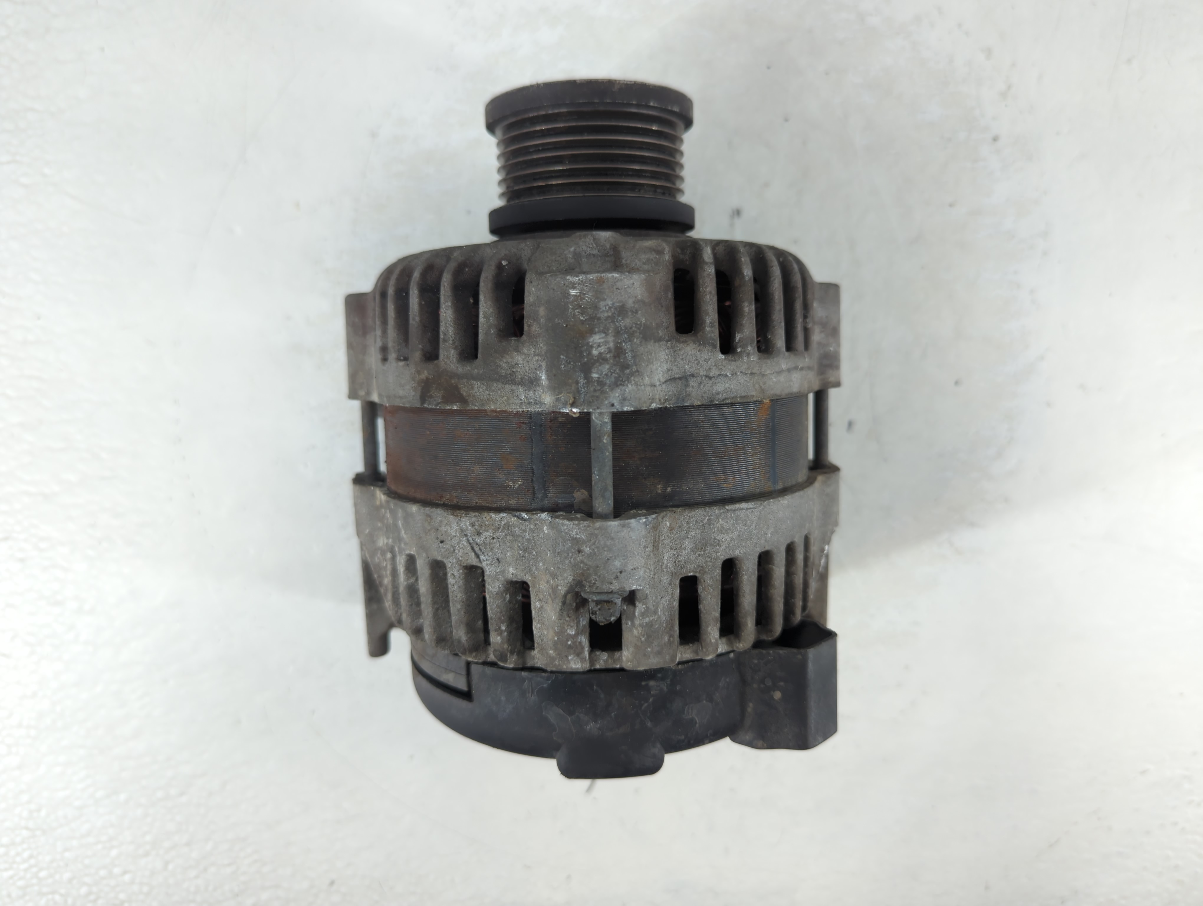 2012 Chevrolet Sonic Alternator Generator Charging Assembly Engine Oem 1054913 - Oemusedautoparts1.com