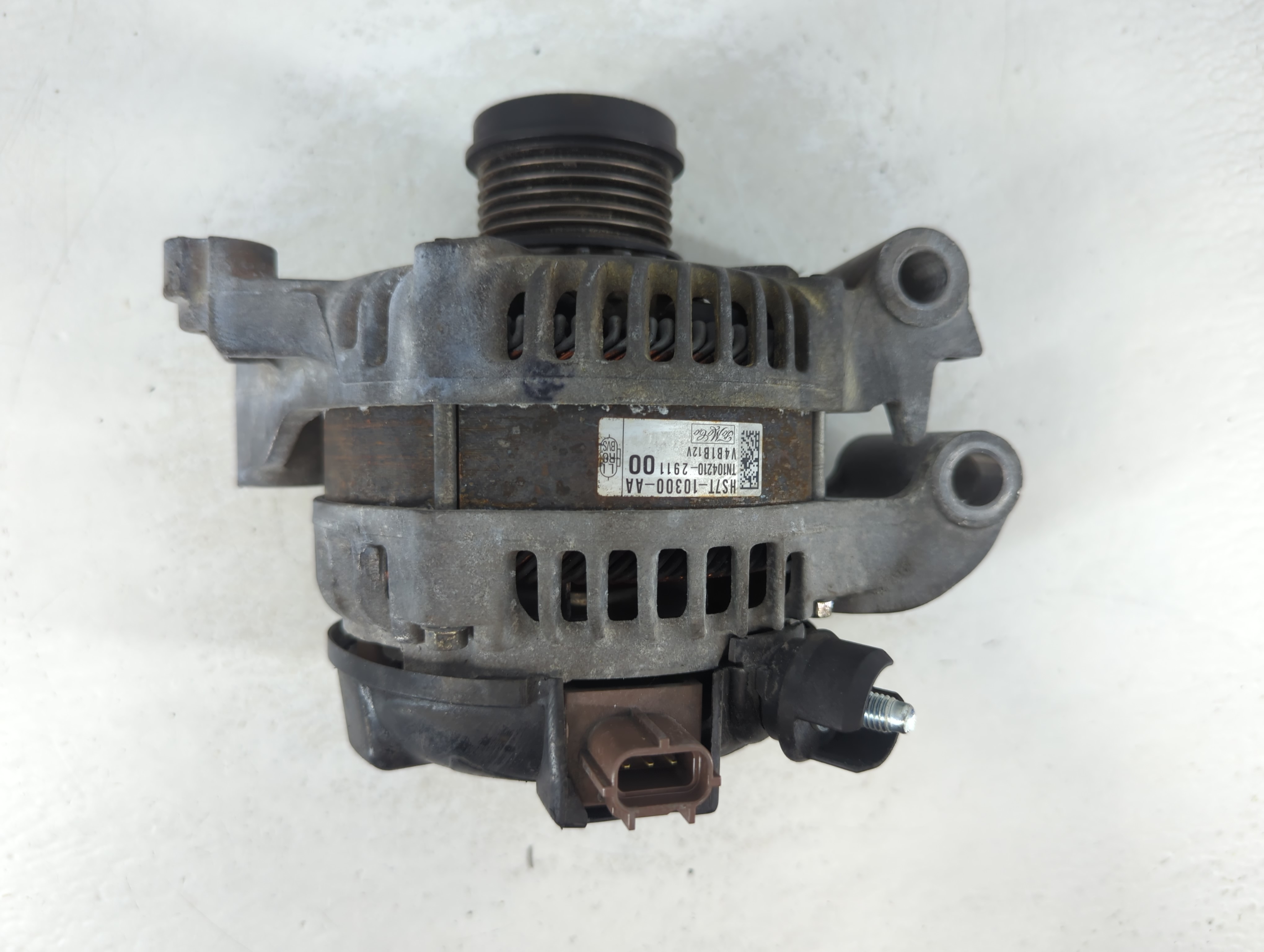 2016-2020 Ford Fusion Alternator Generator Charging Assembly Engine Oem 1054965 - Oemusedautoparts1.com