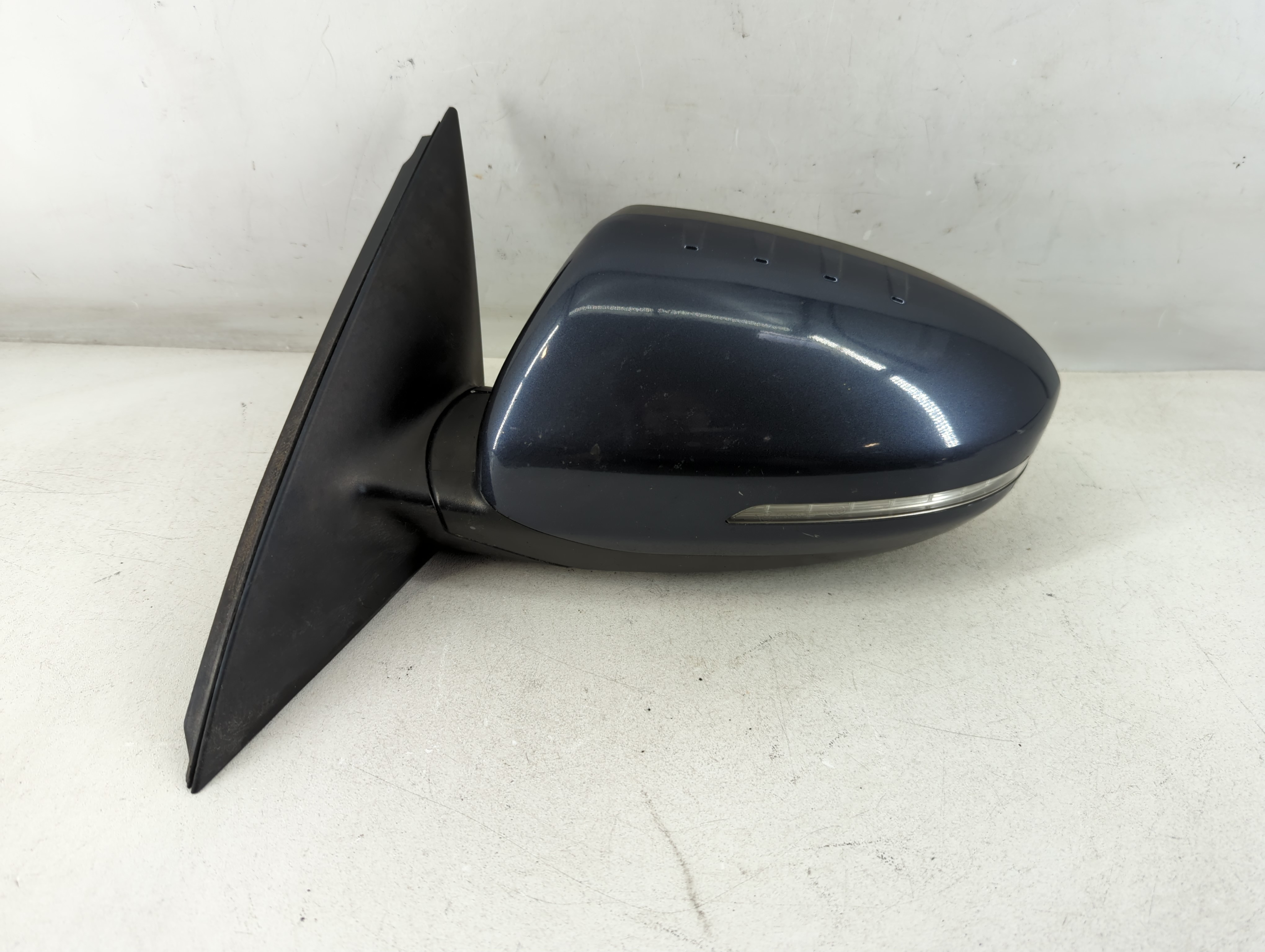 2014-2015 Kia Optima Driver Left Side View Power Door Mirror Blue 1054980 - Oemusedautoparts1.com