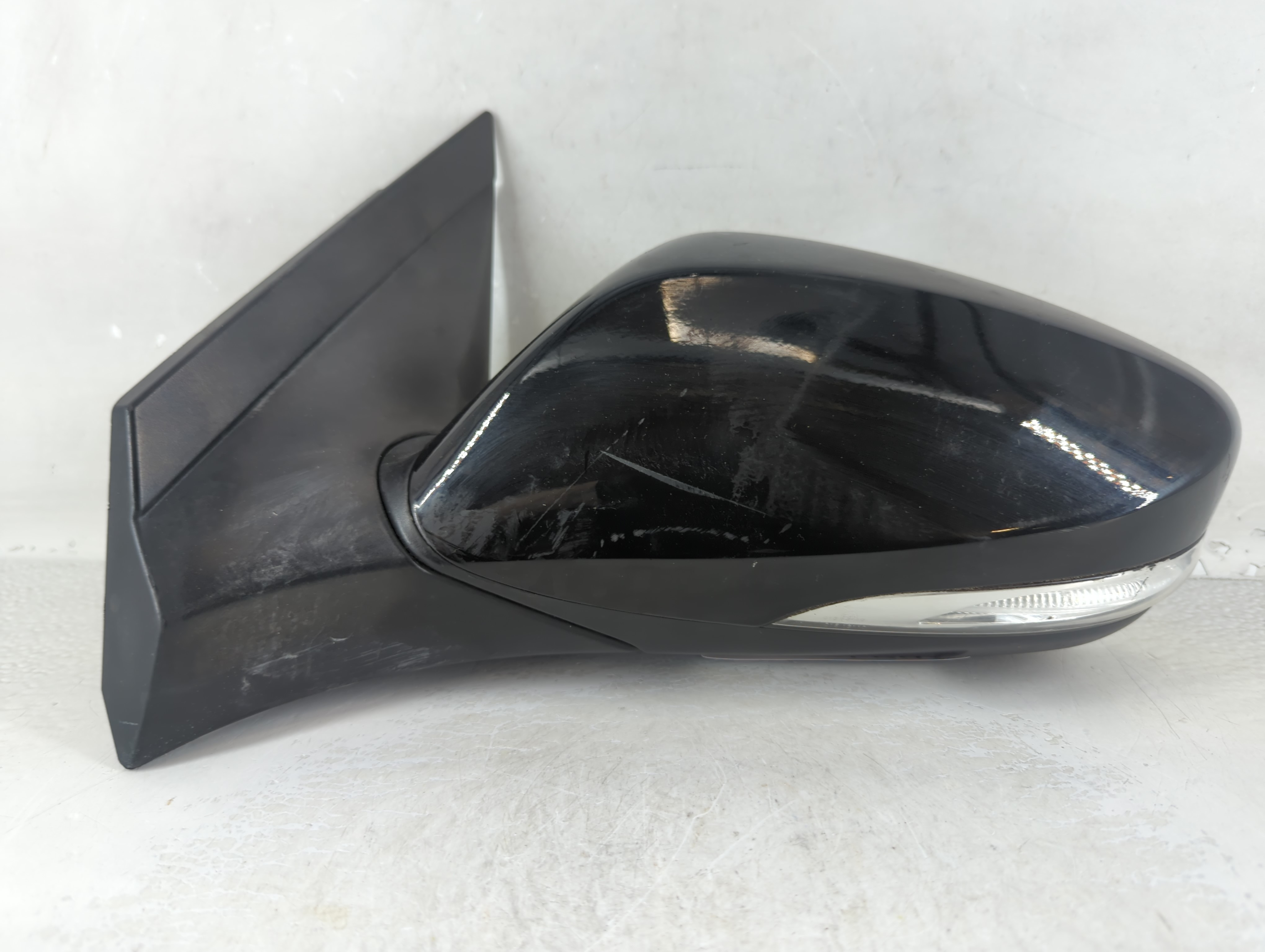 2012-2014 Hyundai Accent Driver Left Side View Power Door Mirror Black 1054983 - Oemusedautoparts1.com