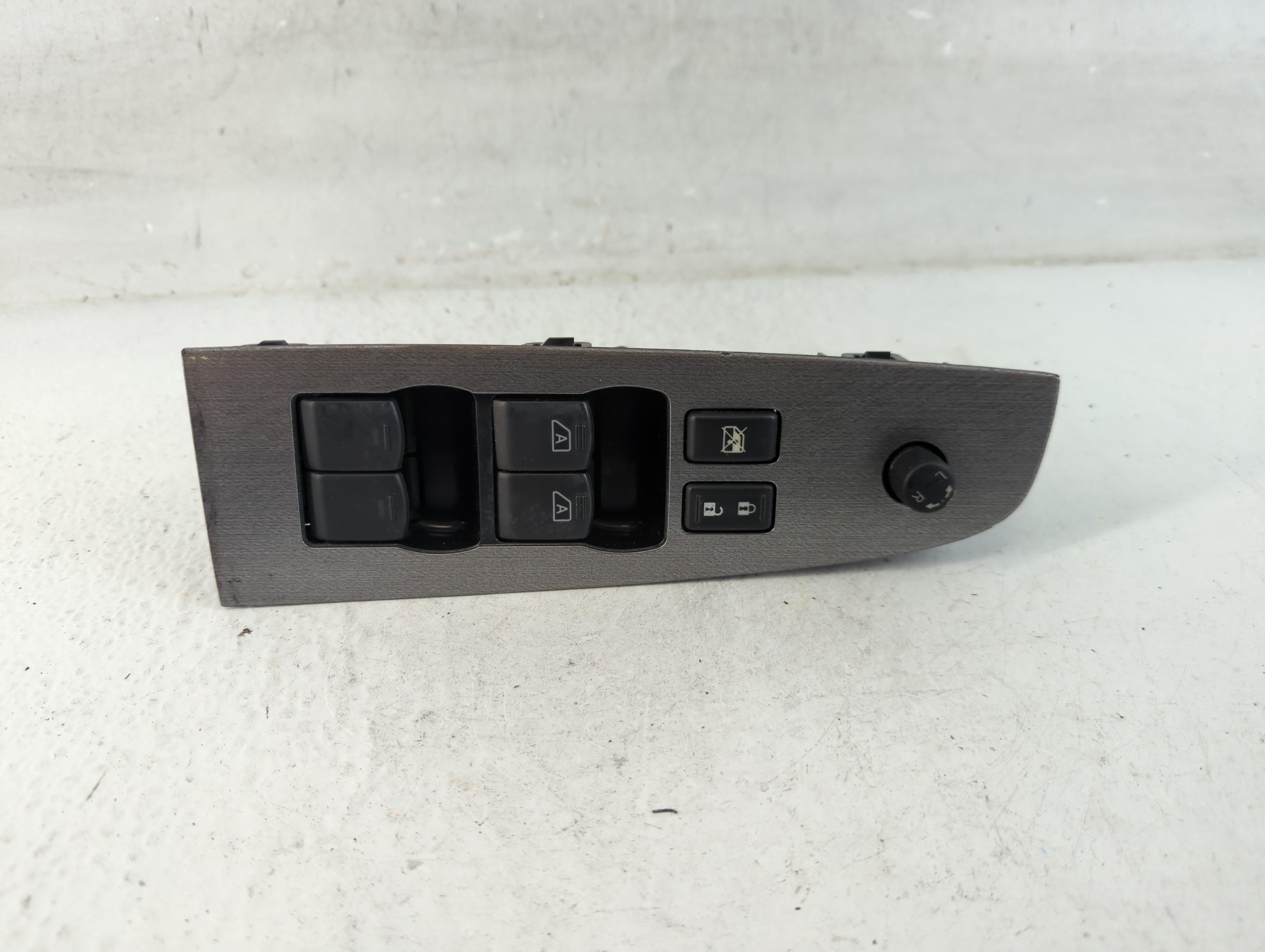 2007-2013 Nissan Altima Driver Left Door Master Power Window Switch 1054996 - Oemusedautoparts1.com