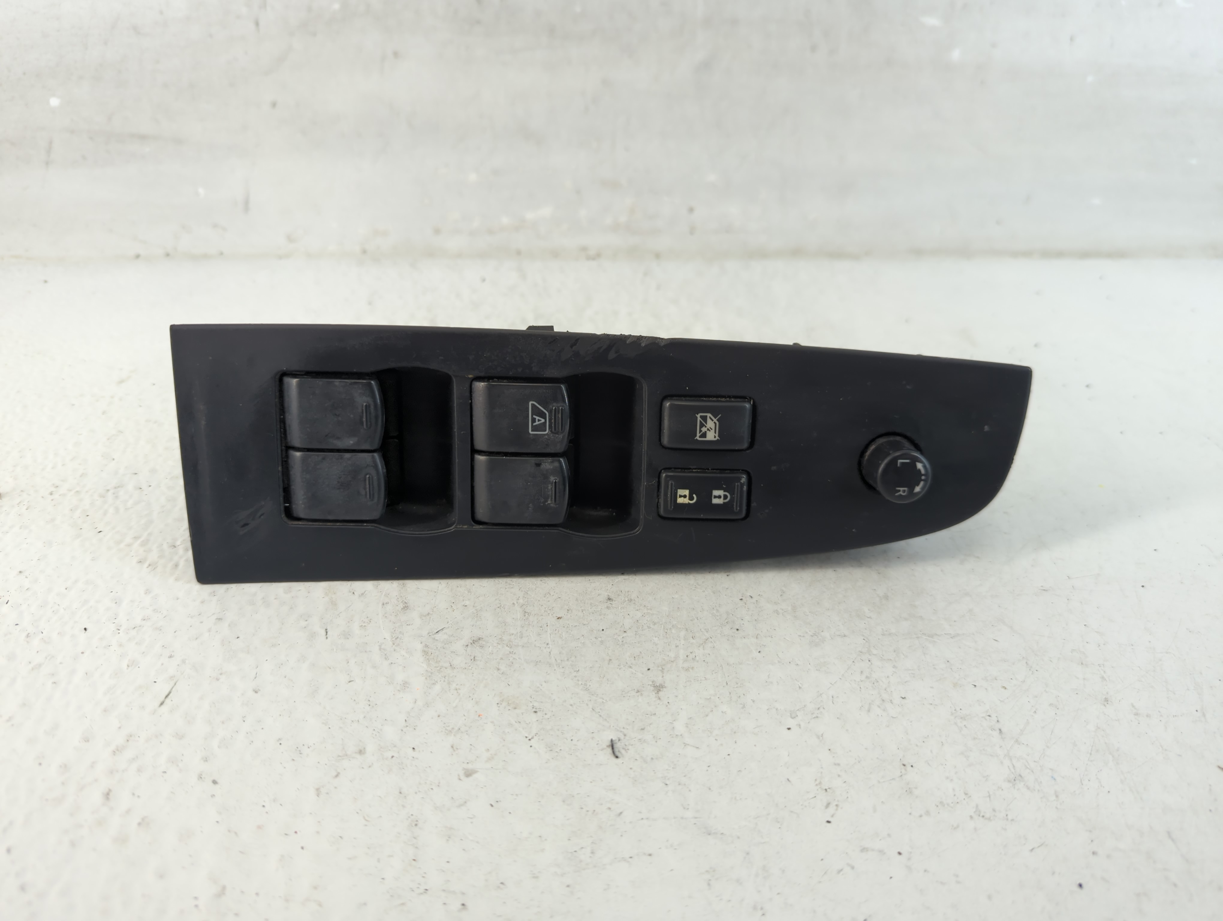 2007-2012 Nissan Altima Driver Left Door Master Power Window Switch 1055003 - Oemusedautoparts1.com