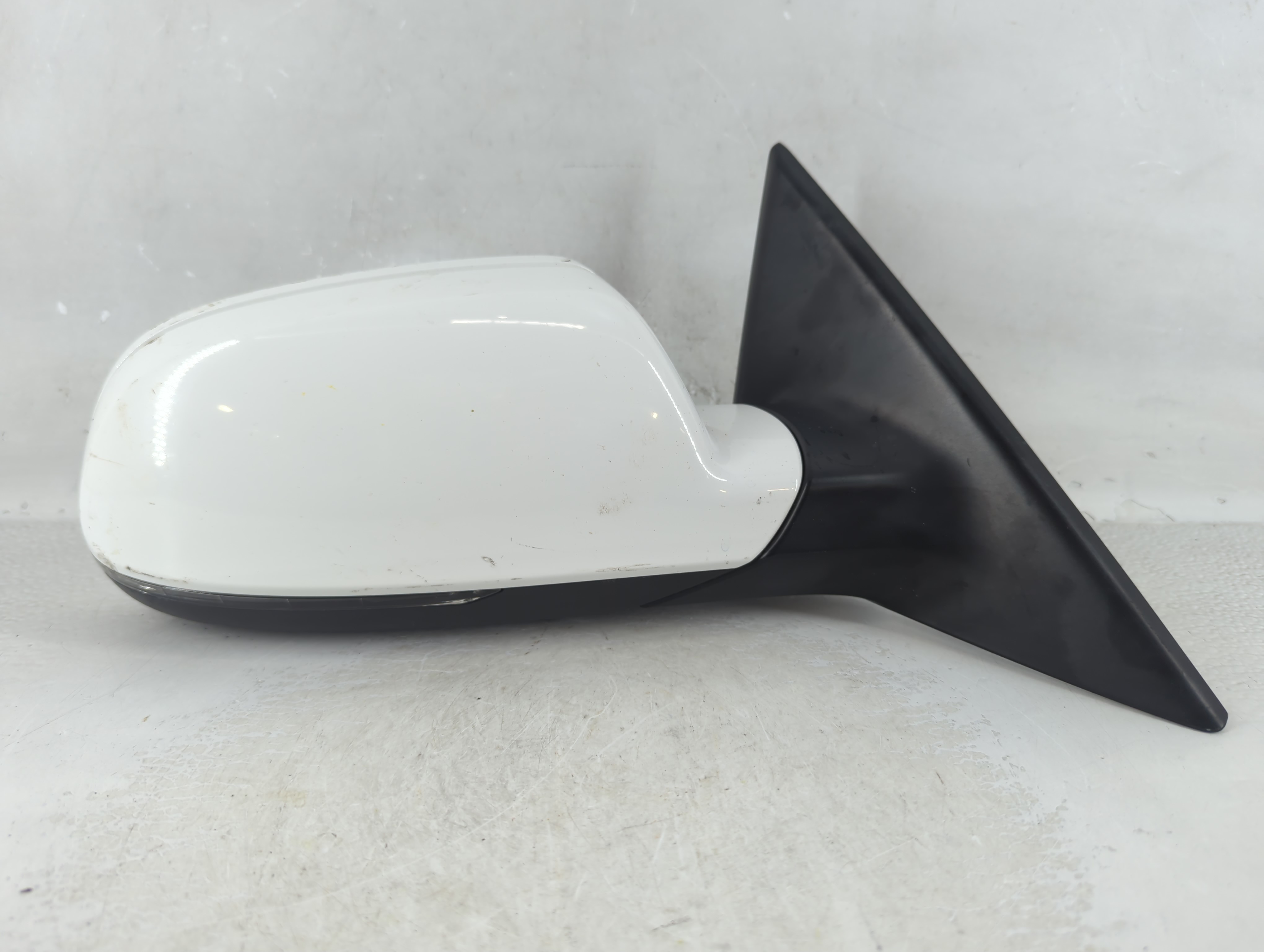 2010-2014 Audi A5 Passenger Right Side View Power Door Mirror White 1055011 - Oemusedautoparts1.com