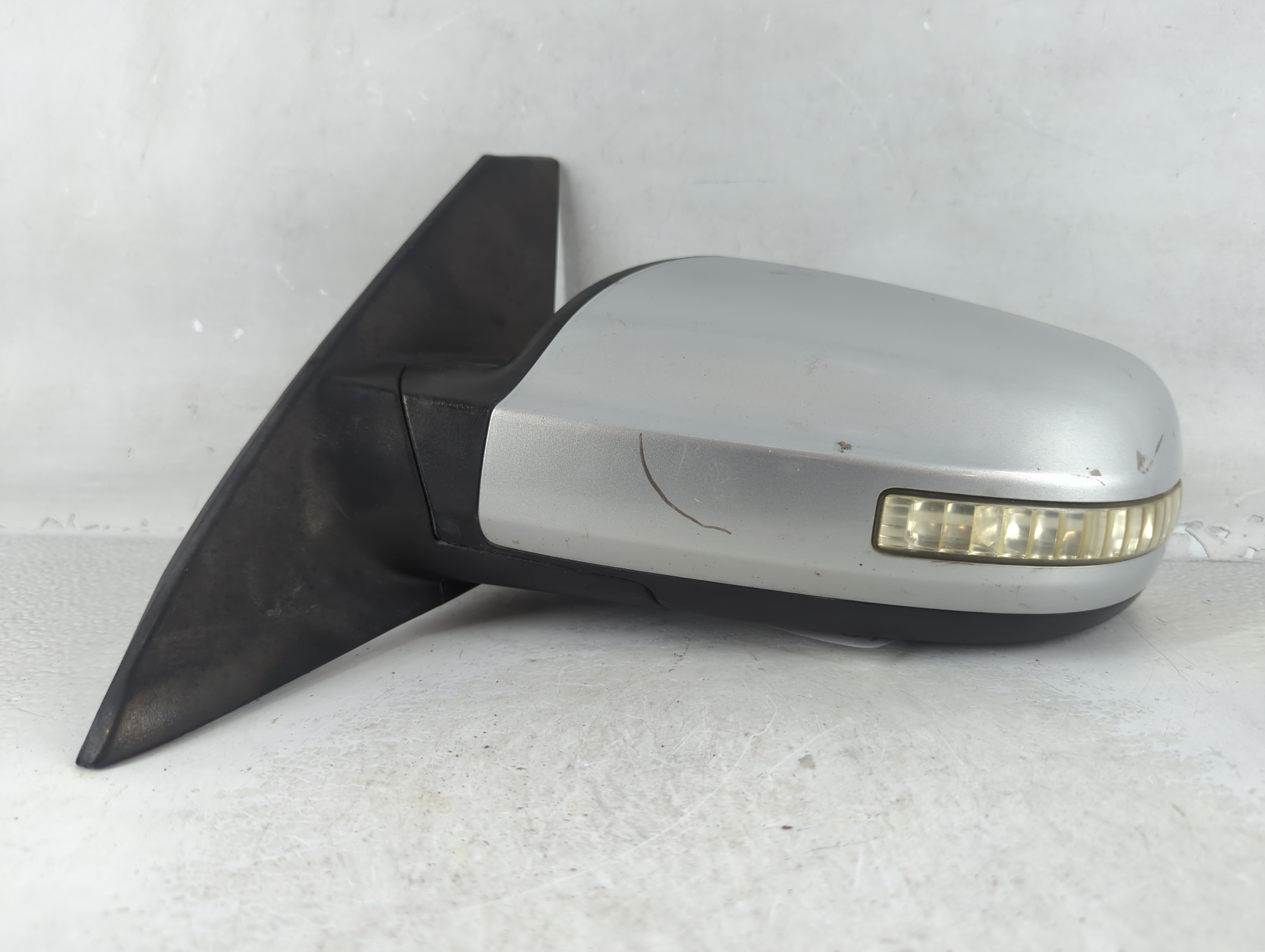 2010-2013 Nissan Altima Driver Left Side View Power Door Mirror Silver 1055020 - Oemusedautoparts1.com