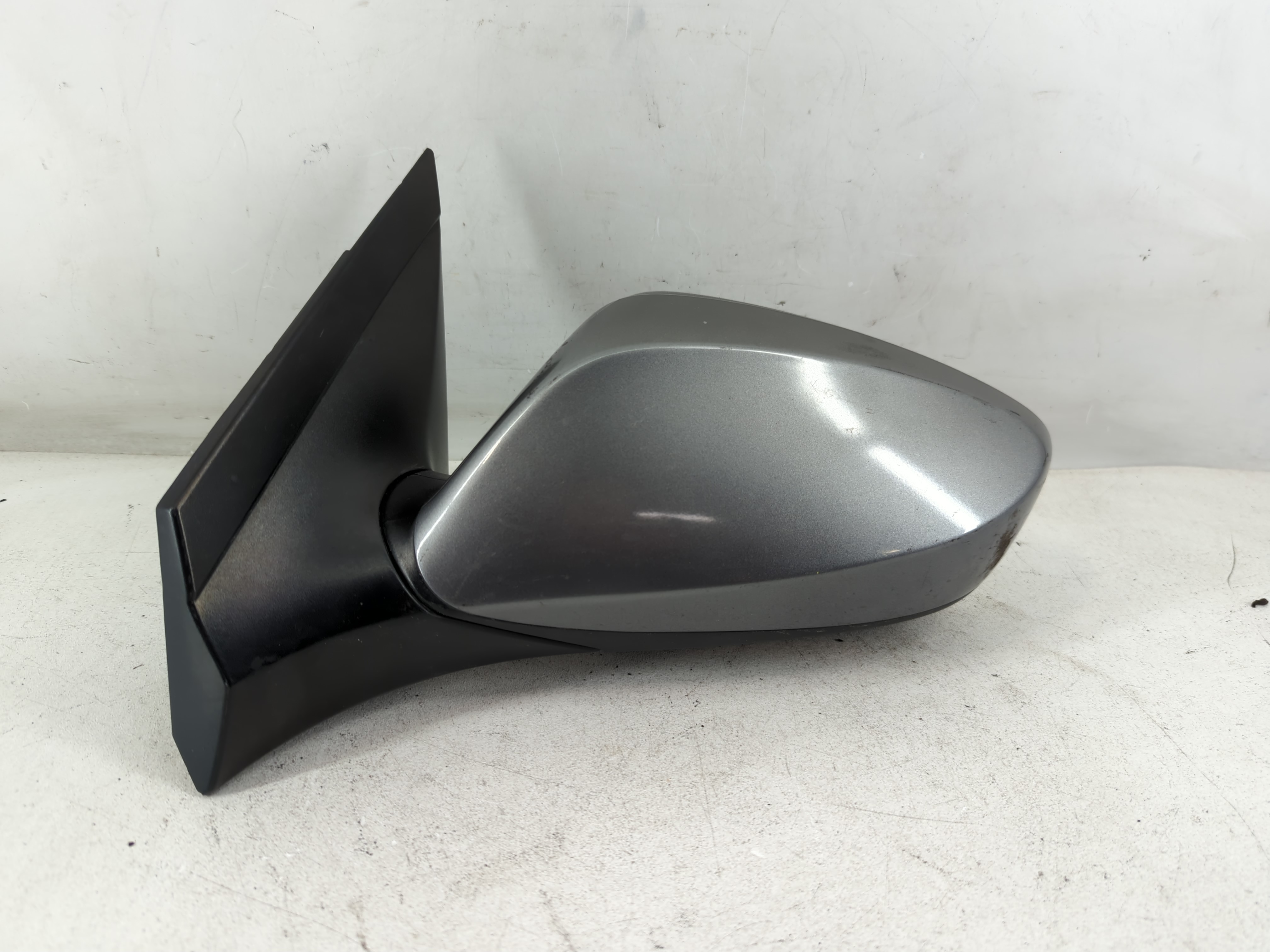 2012-2017 Hyundai Accent Driver Left Side View Power Door Mirror Grey 1055154 - Oemusedautoparts1.com