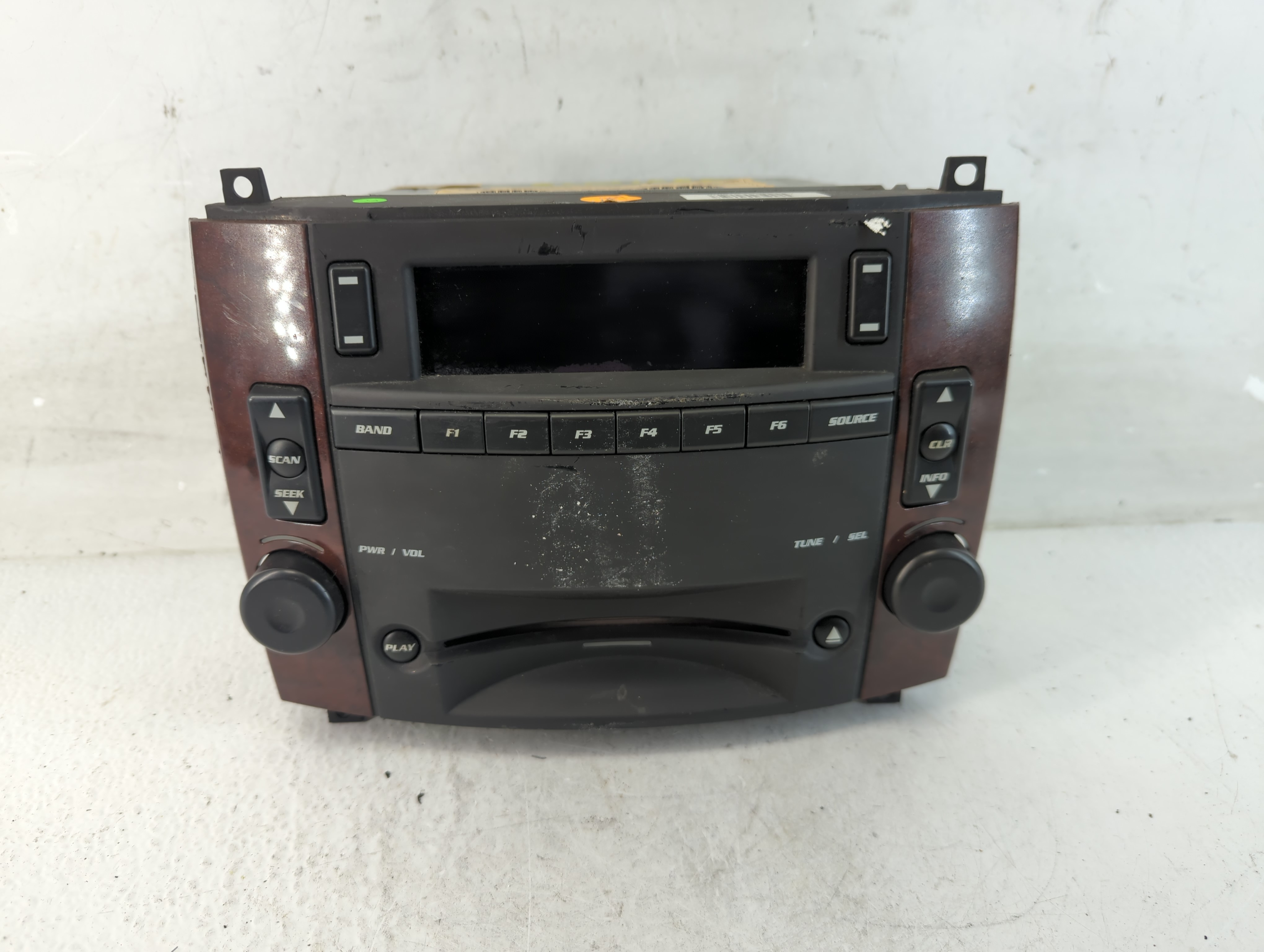 2004-2006 Cadillac Srx Am Fm Cd Player Radio Receiver 1055194 - Oemusedautoparts1.com