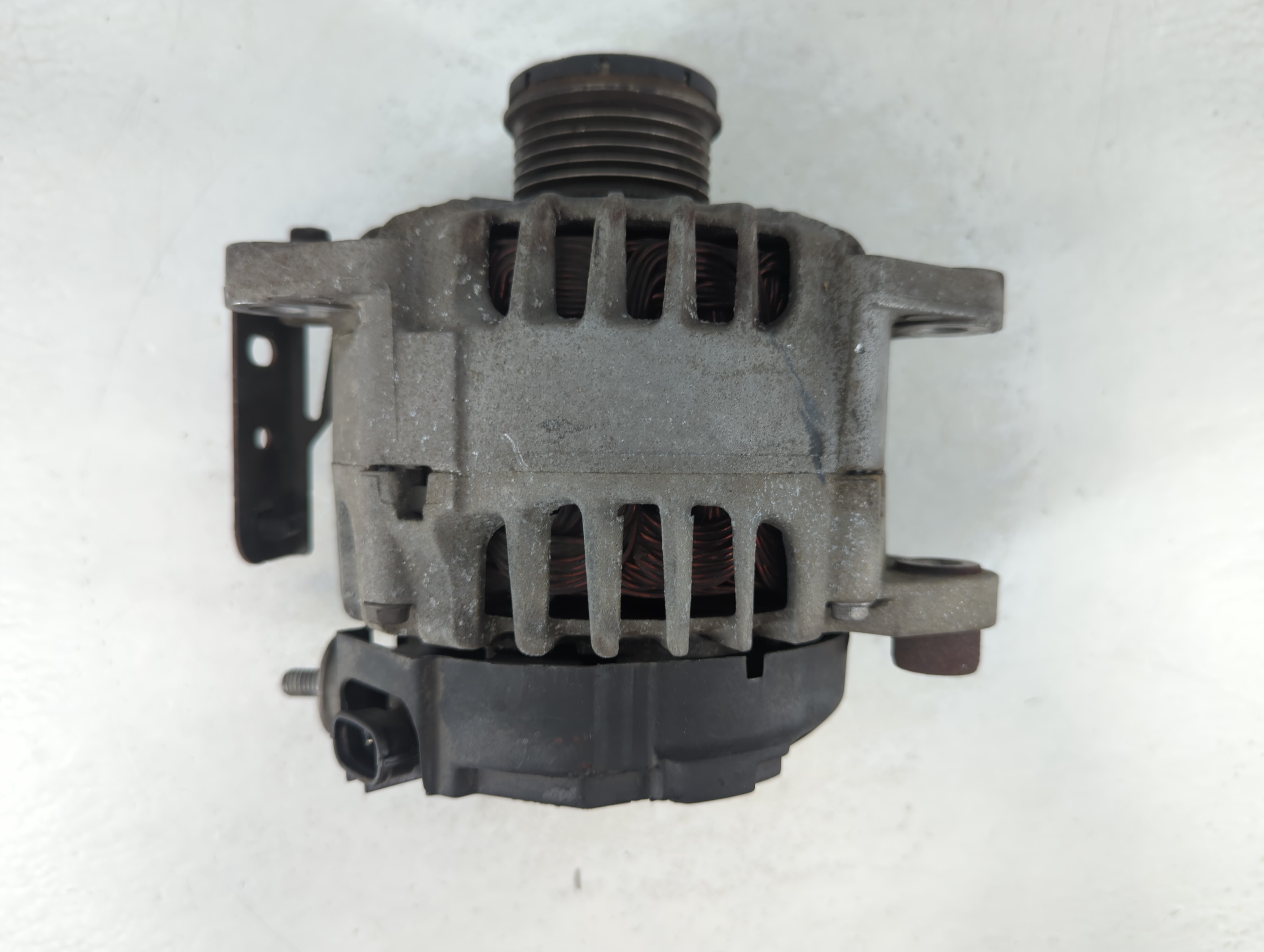 2011-2015 Nissan Rogue Alternator Generator Charging Assembly Engine Oem 1055217 - Oemusedautoparts1.com