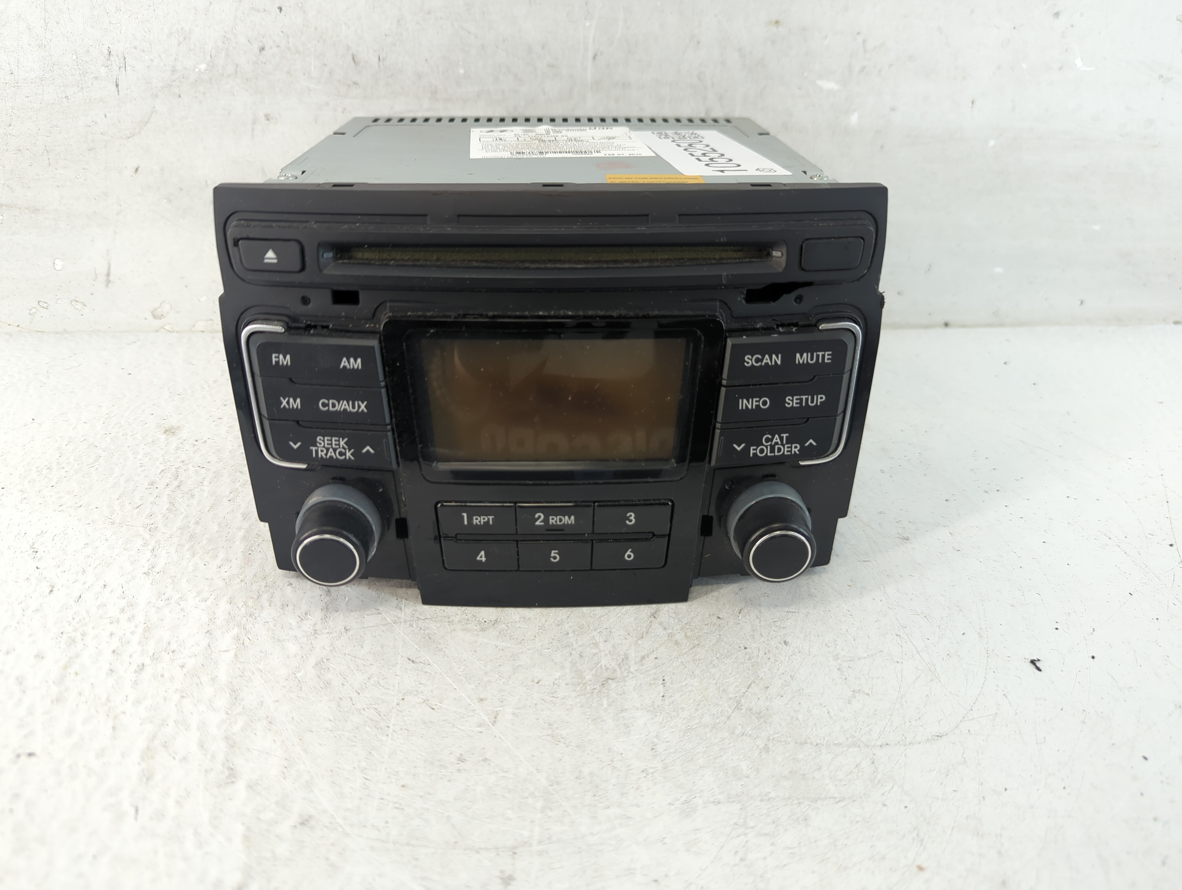 2011-2011 Hyundai Sonata Am Fm Cd Player Radio Receiver 1055250 - Oemusedautoparts1.com