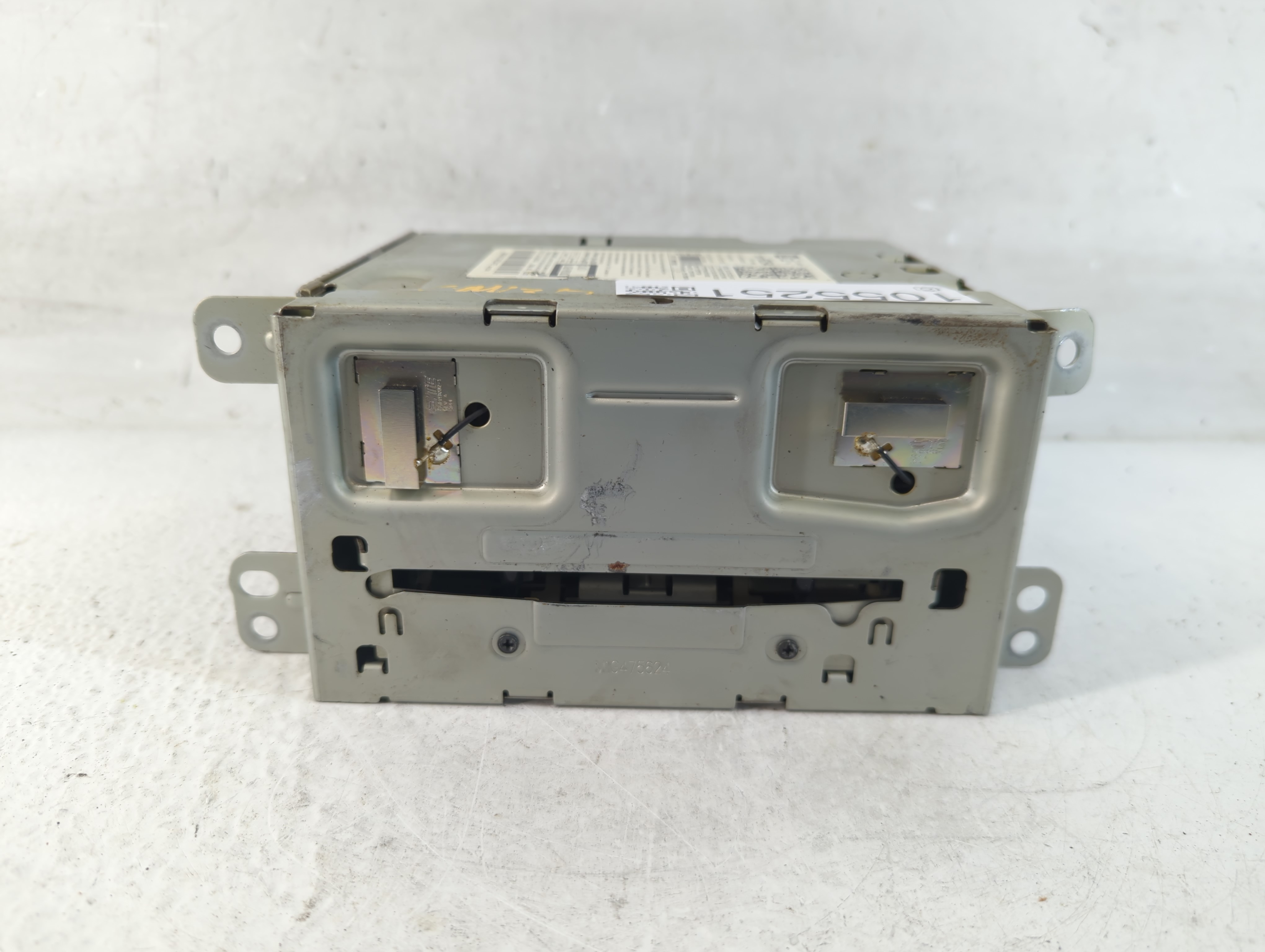 2014-2016 Chevrolet Malibu Am Fm Cd Player Radio Receiver 1055251 - Oemusedautoparts1.com