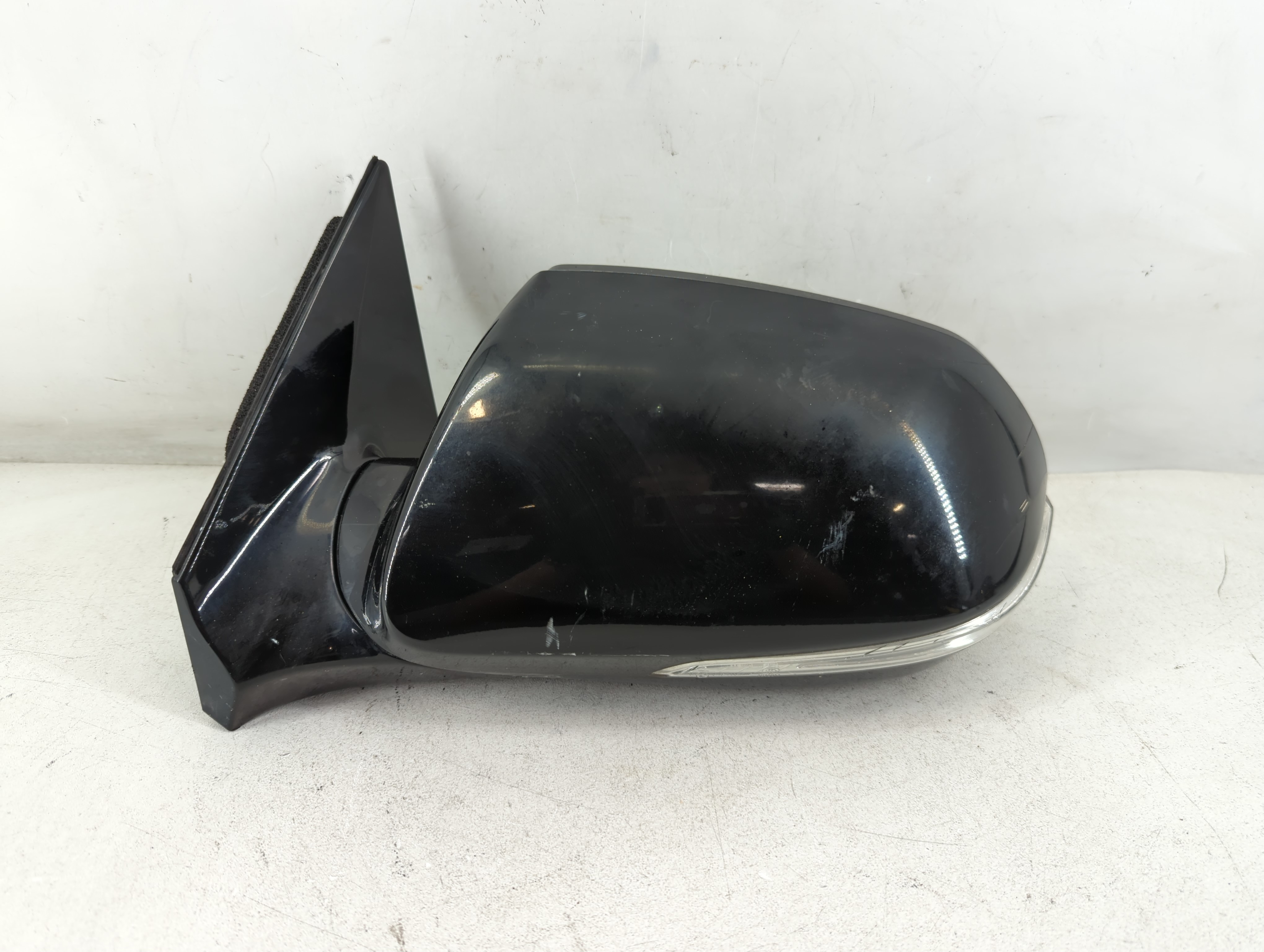 2013-2016 Hyundai Santa Fe Driver Left Side View Power Door Mirror Black 1055268 - Oemusedautoparts1.com